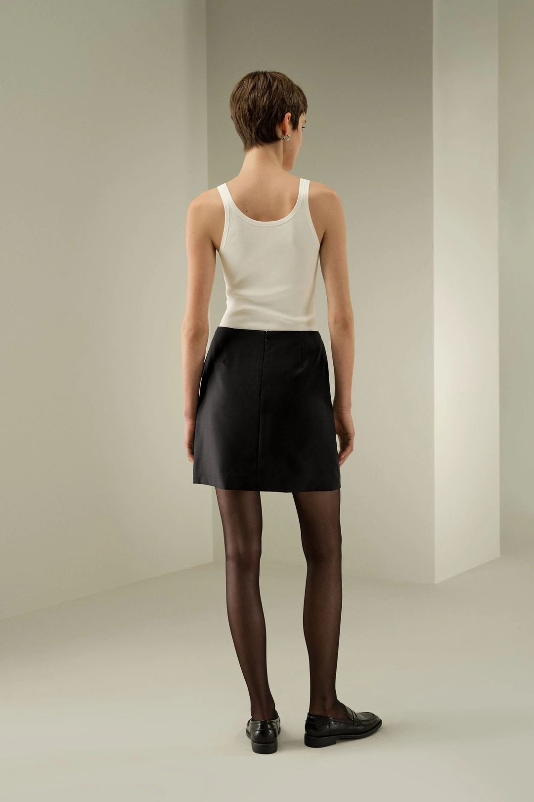 LILYSILK Jupe Courte Pour Femme Jupe Courte Soie-Laine Douceur Contre La Peau Sophistiqué Et Élégant, Modèle Classique Noir 44