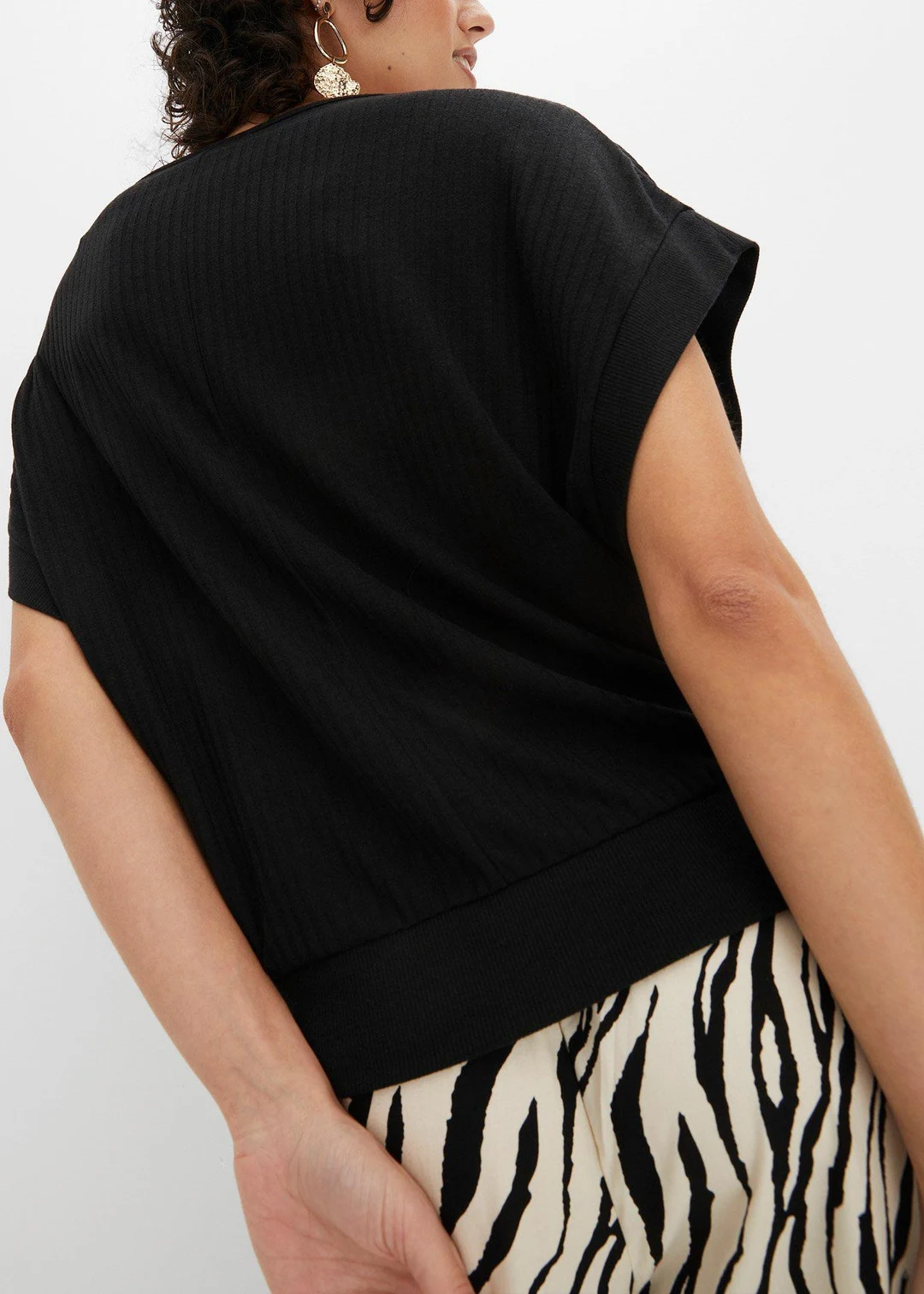 T-shirt avec manches chauve-souris et côtes