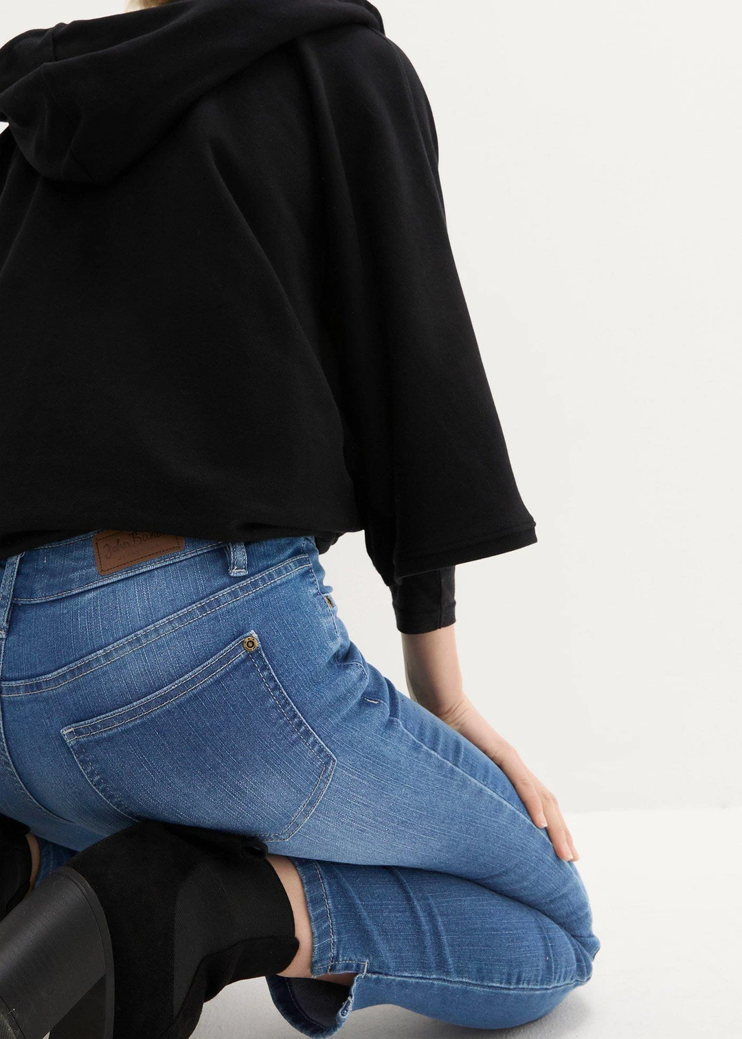 Jean 7/8 extensible, bas fendu - 3