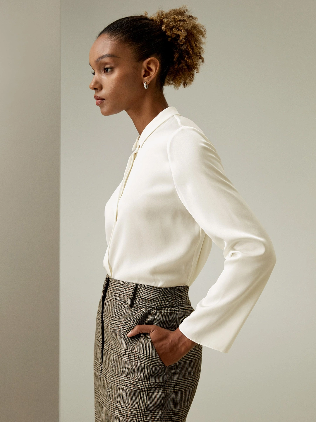 LILYSILK Chemisier Femme Chic En Soie Col Classique Antirides Et Élastique Soie Charmeuse Facile À Assortir Blanc Naturel S