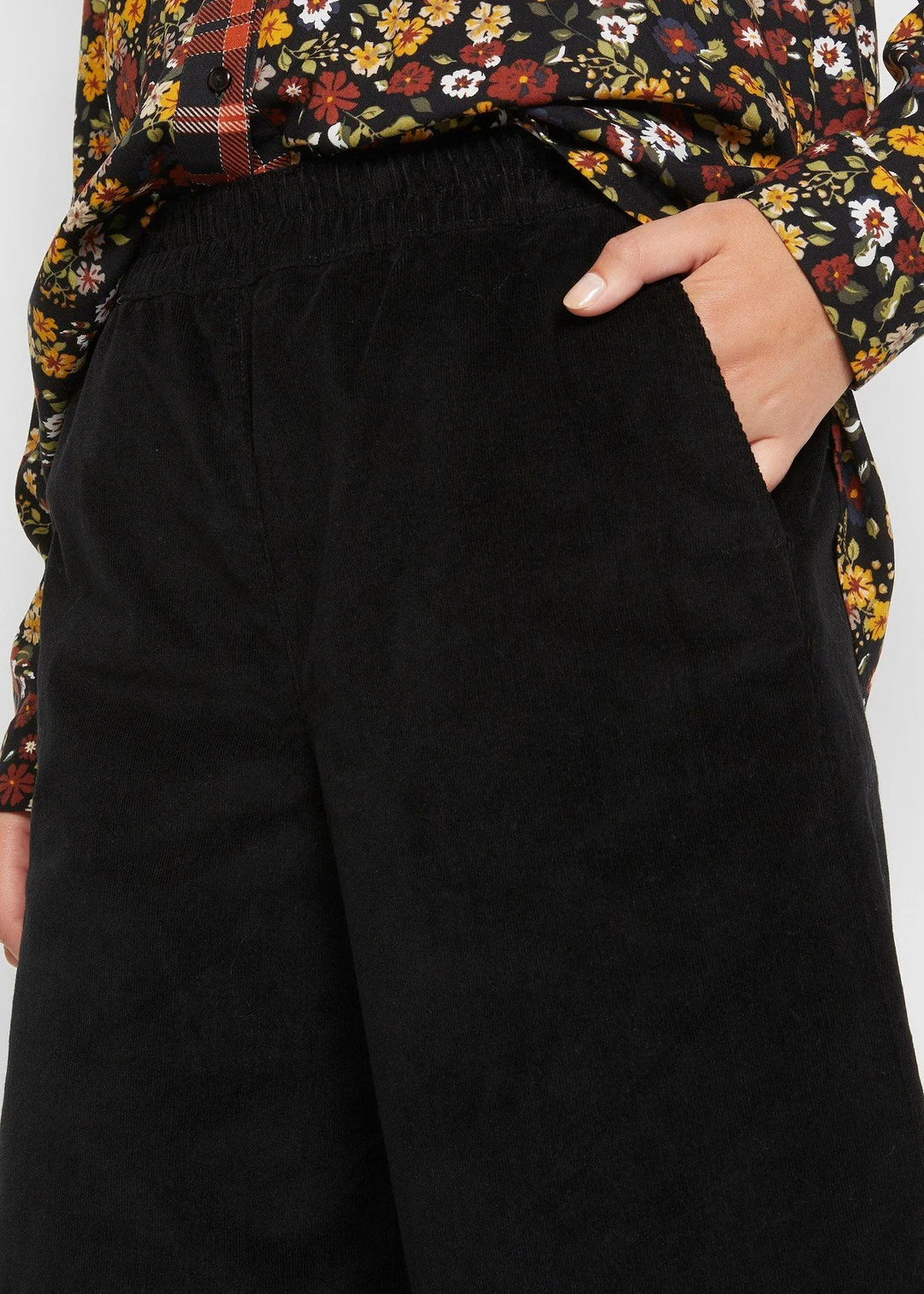 Pantalon en velours côtelé, taille haute élastiquée