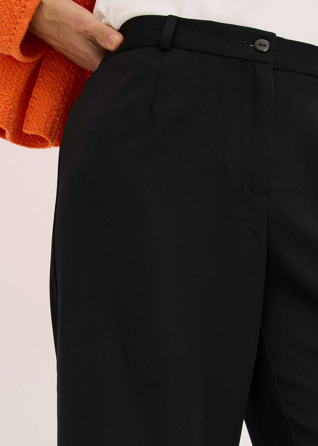 Pantalon large à pinces et taille élastiquée