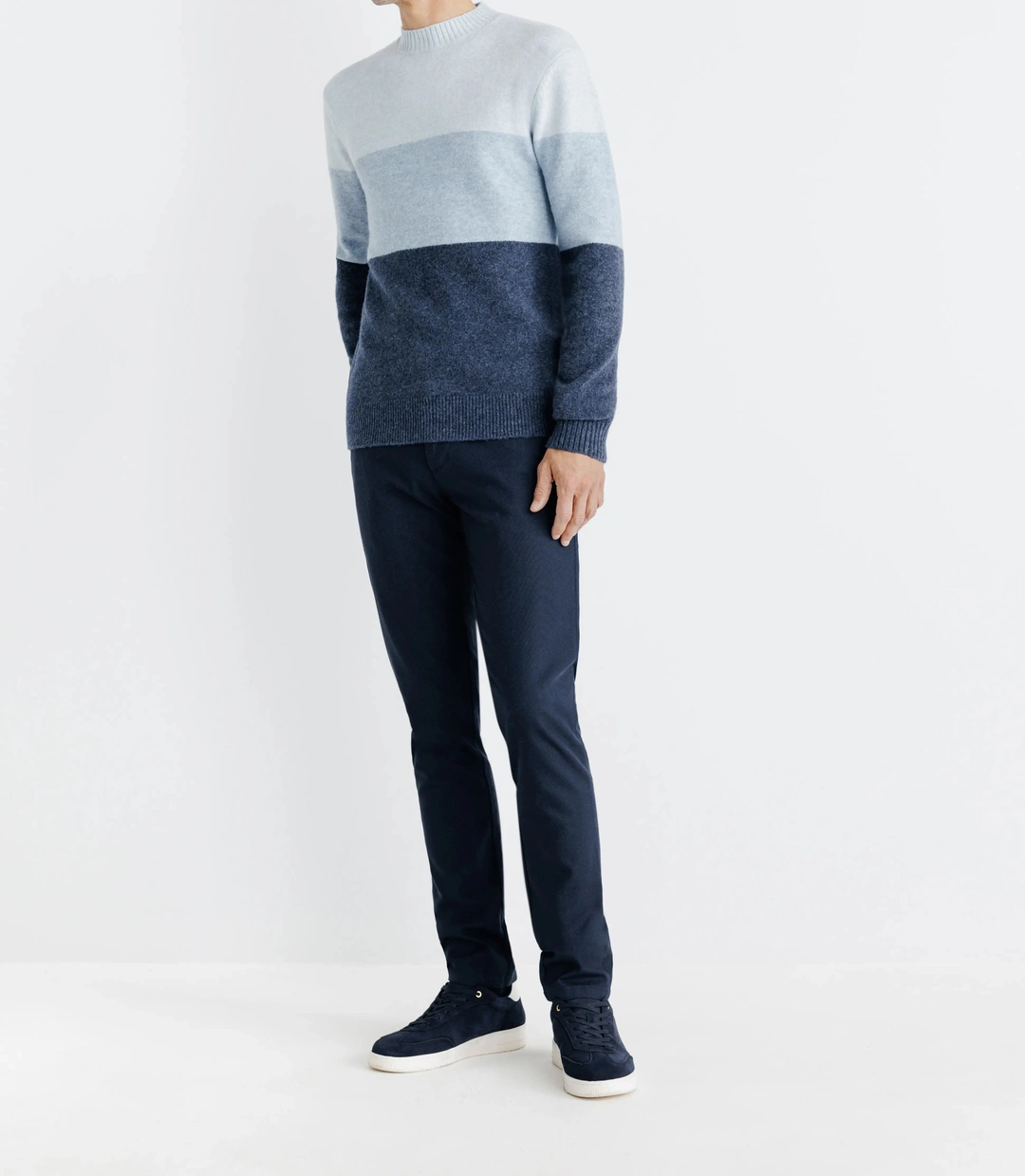 IZAC - Pull col rond rayé bleu