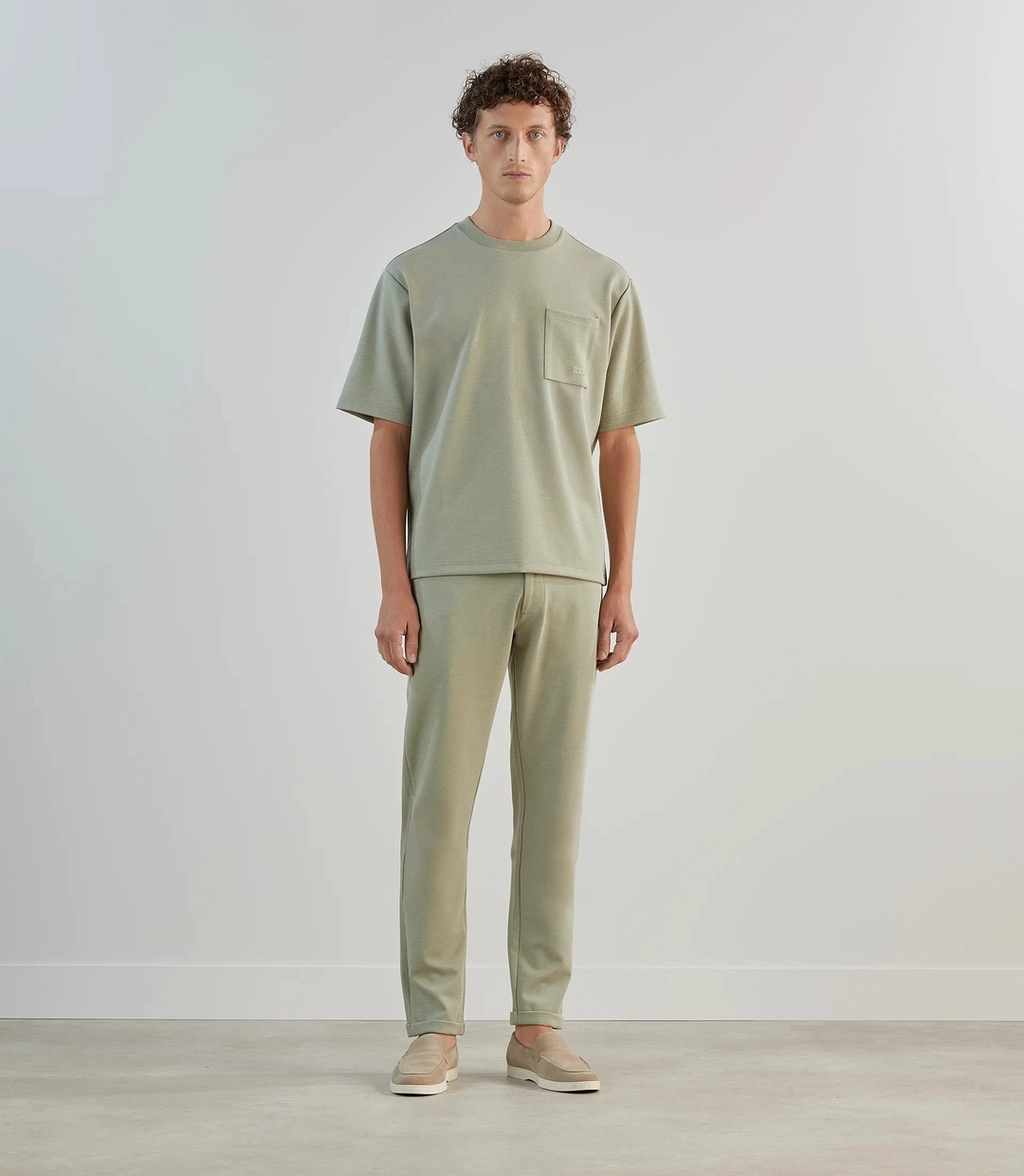 IZAC - T-shirt col rond en jeu de points kaki