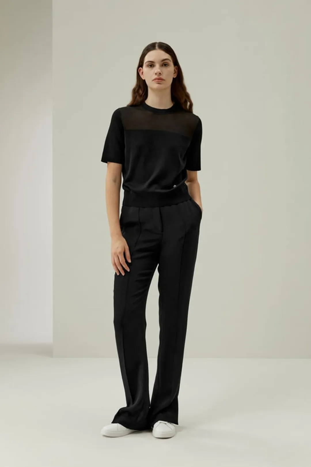 LILYSILK T Shirt Soie Logo De La Marque En Métal Soie De Mûrier De Haute Qualité Qui Épouse Délicatement Vos Courbes Noir L