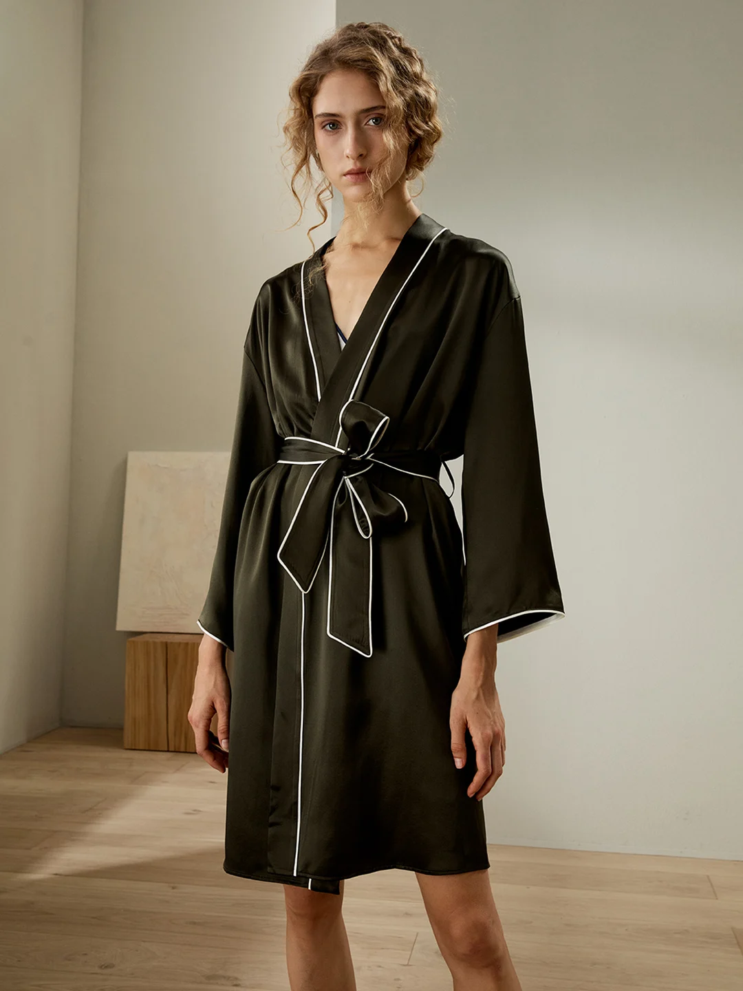 LILYSILK Robe De Chambre Soie Olive Foncée Manches Trois-Quarts 100% Soie Naturelle Sans Produits Chimiques Nocifs L