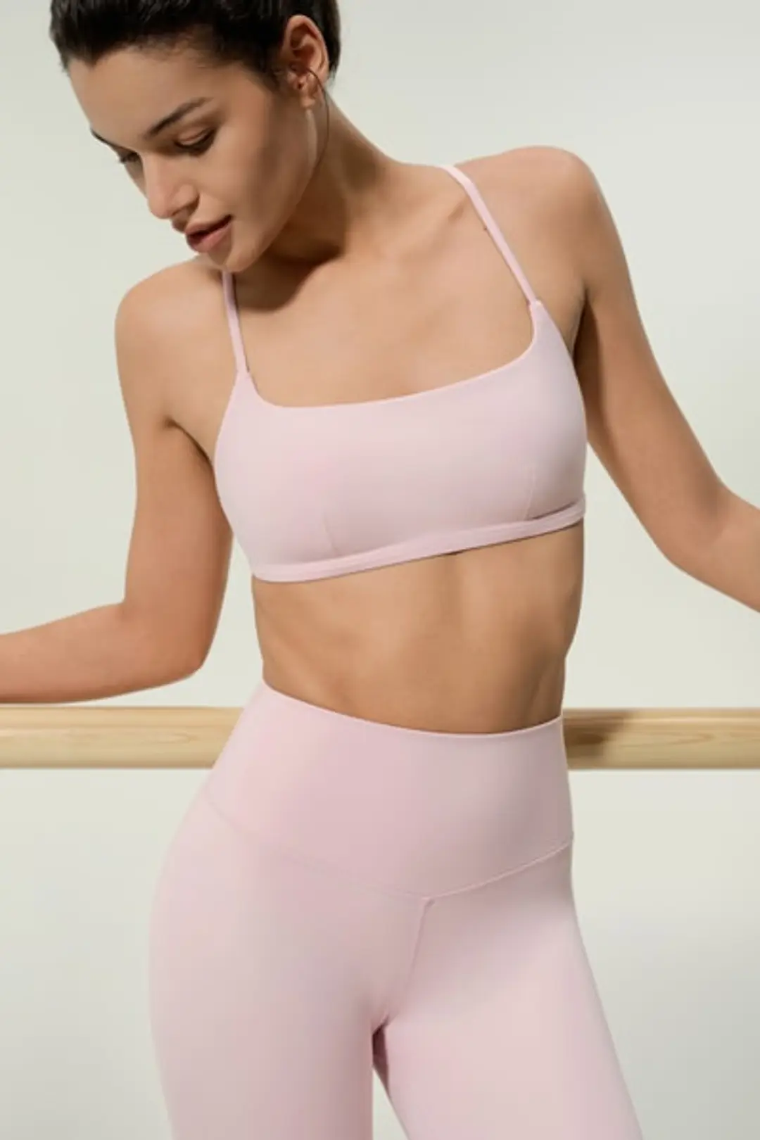 Soutien-gorge de Sport Respirant à Bretelles Fines avec Intérieur en Soie