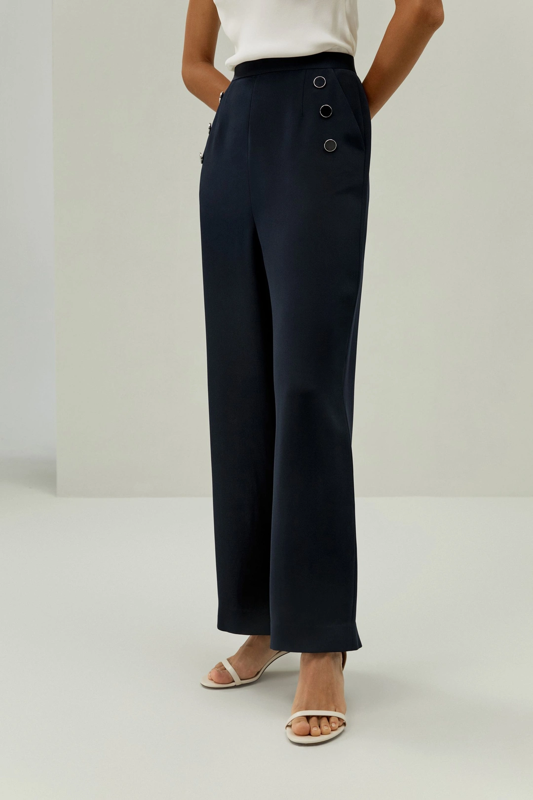 LILYSILK Pantalon En Soie Boutons En Métal Doré Gravés Sur Mesure 100% Soie Mettant En Valeur La Féminité Une Élégance Intemporelle Bleu Minuit 34