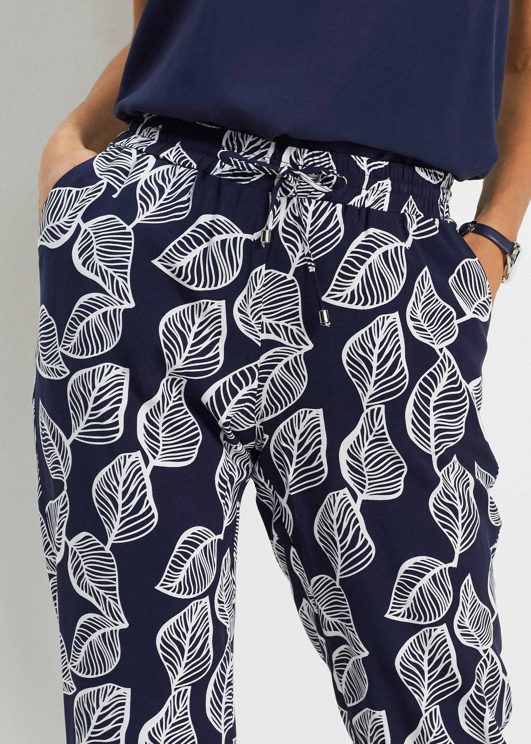 Pantalon à taille élastiquée