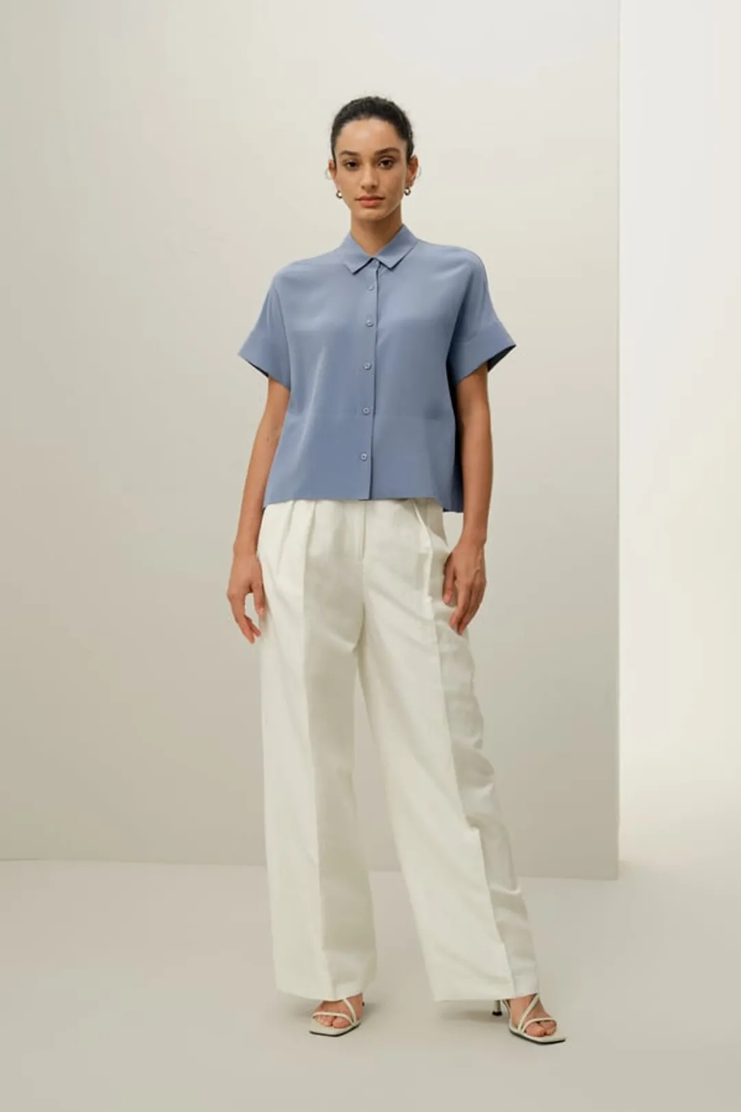 LILYSILK Tee Shirt 100 Soie Femme Manches Courtes, Bouton Classique 100% Soie De Mûrier Léger Et Résistant Aux Rides Chemises