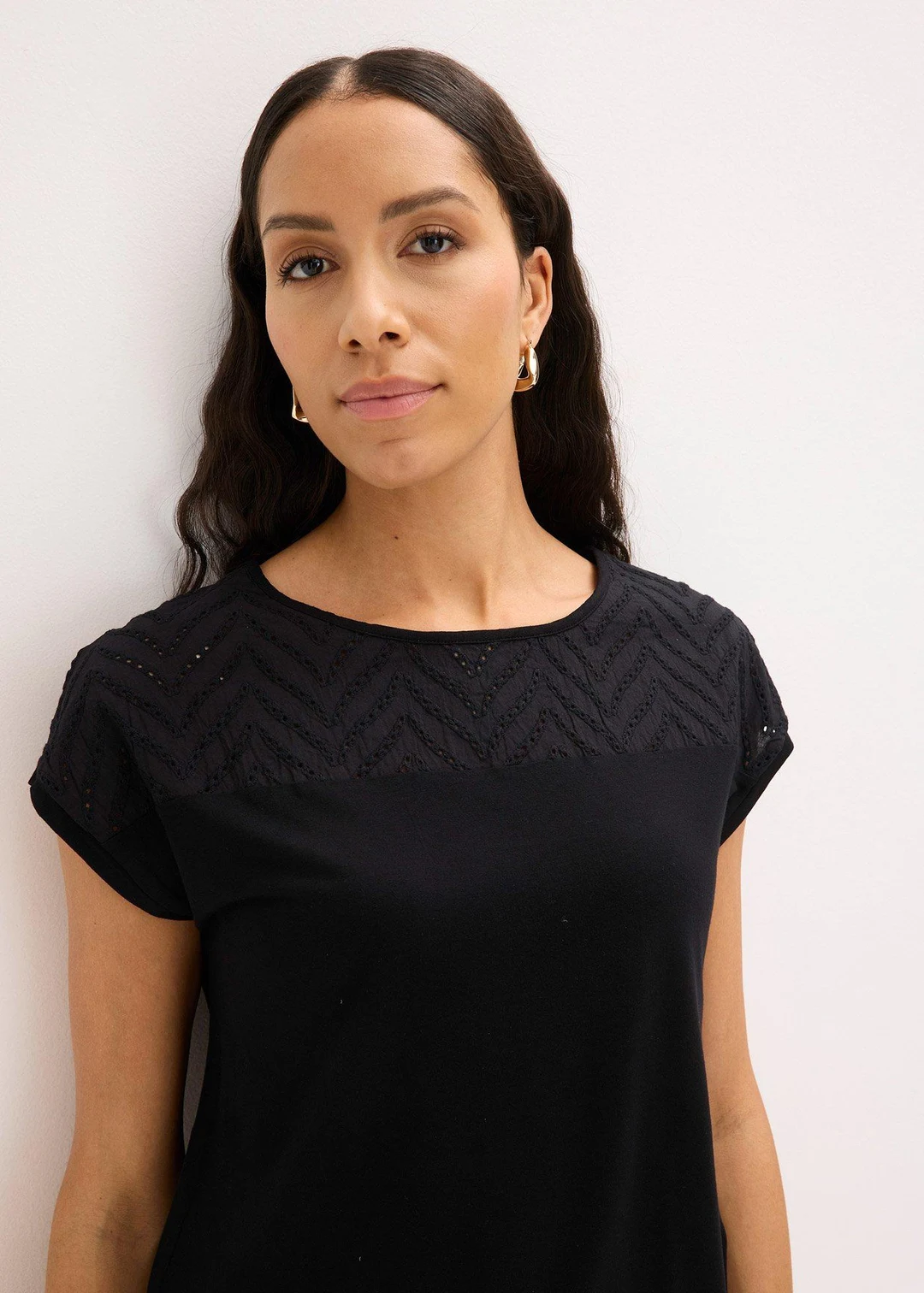 T-shirt en dentelle, en viscose douce - 3