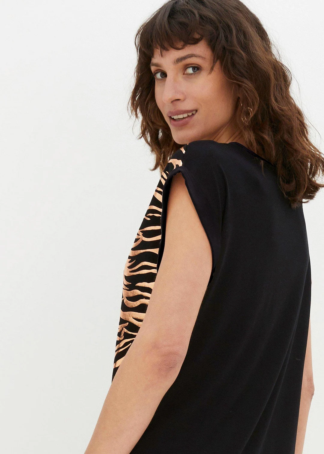 T-shirt style patchwork