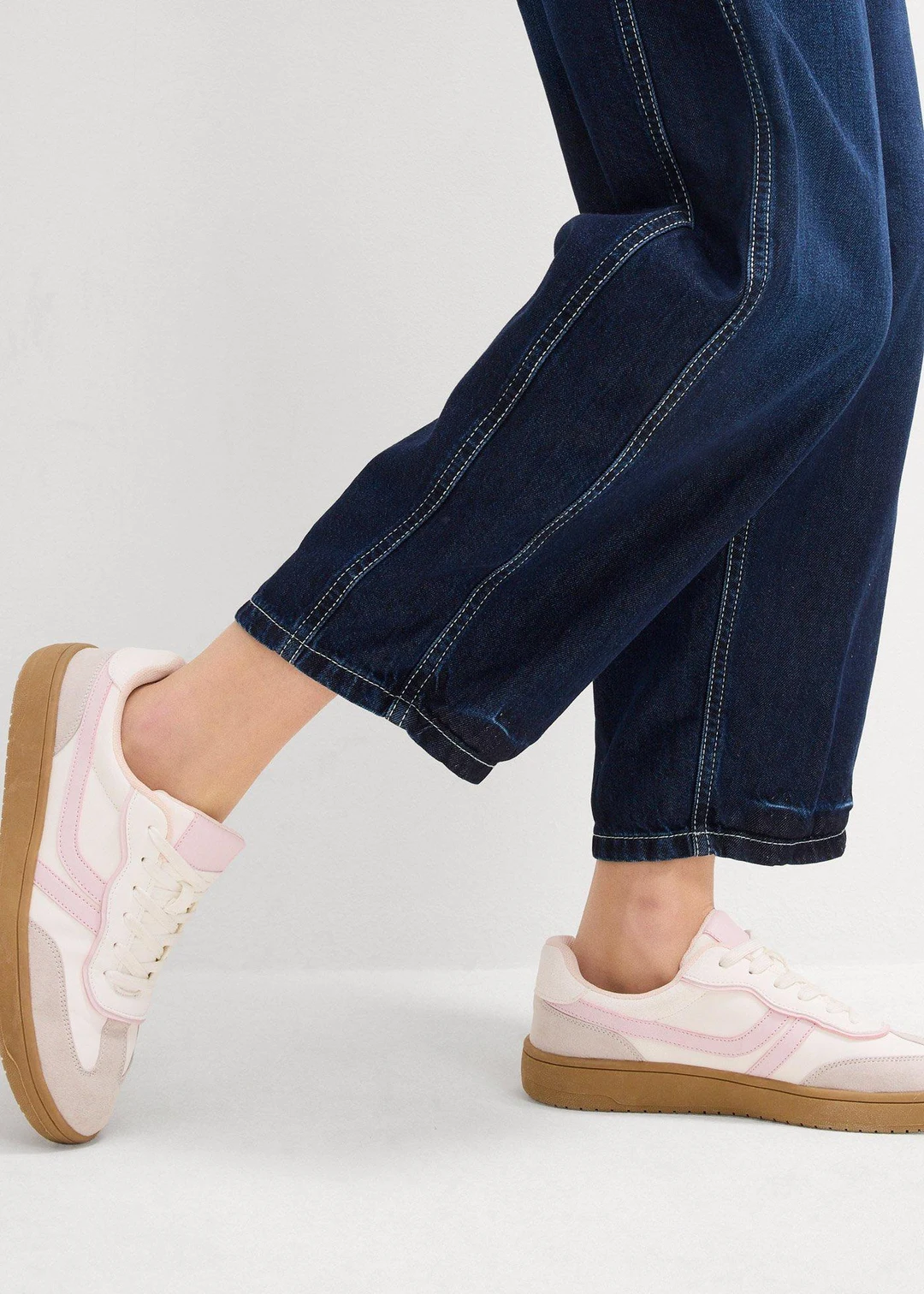 Jean ballon taille mi-haute, doux et cropped