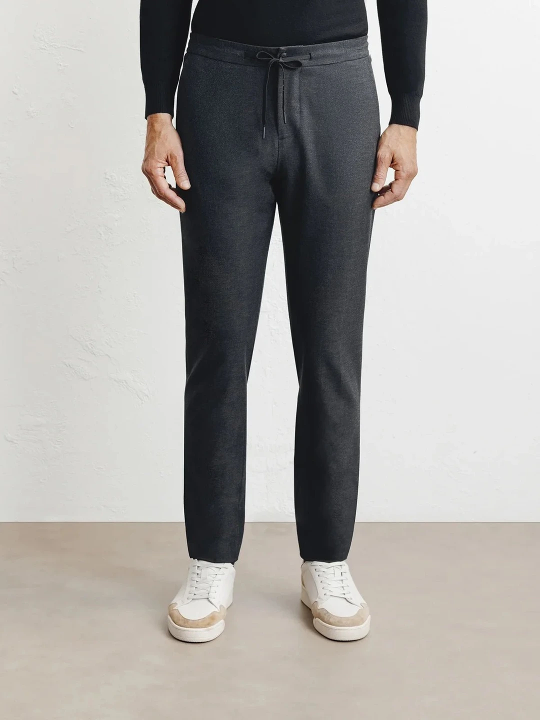 IZAC - Pantalon ville en maille gris foncé