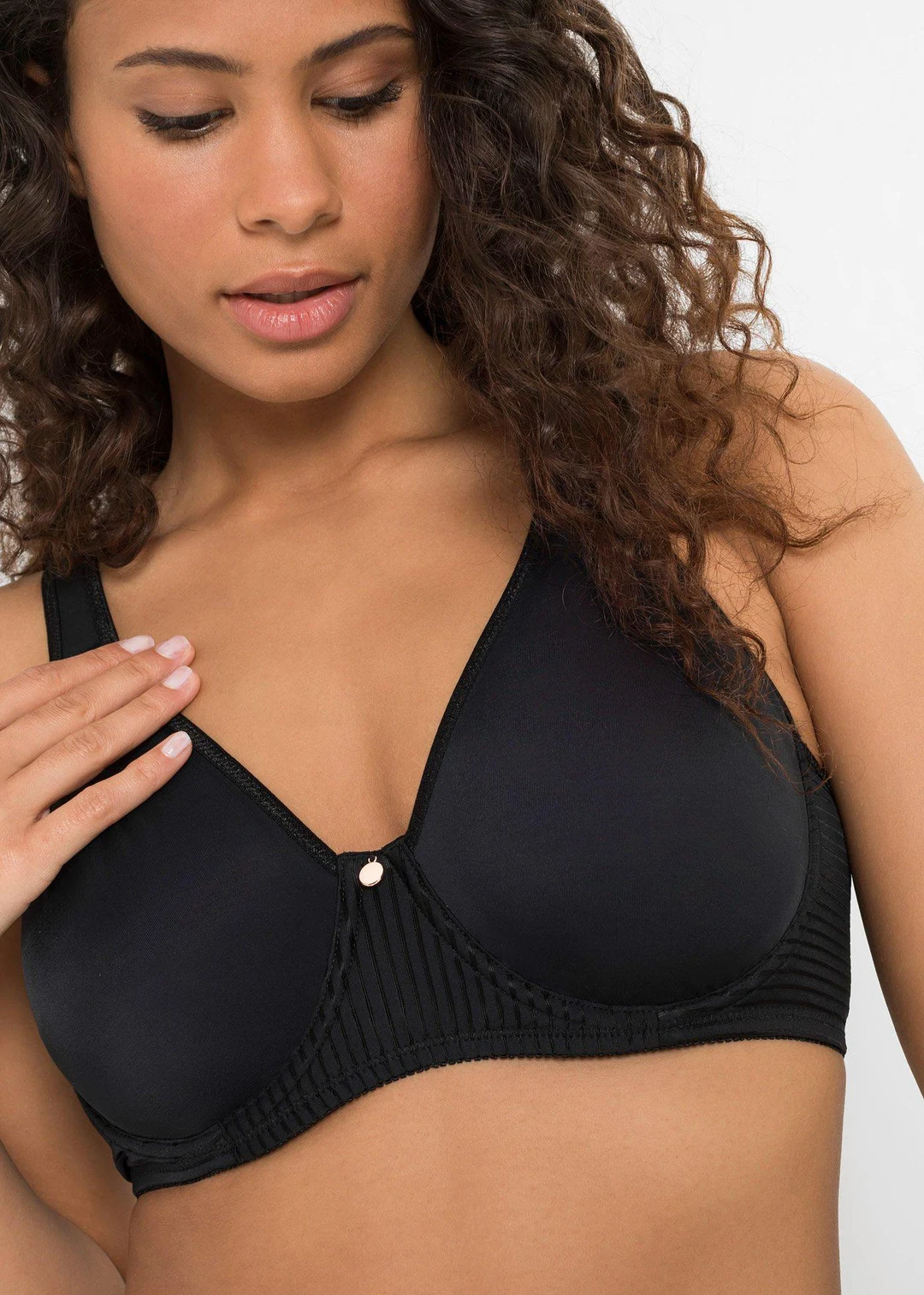 Soutien-gorge minimiseur à bretelles rembourrées