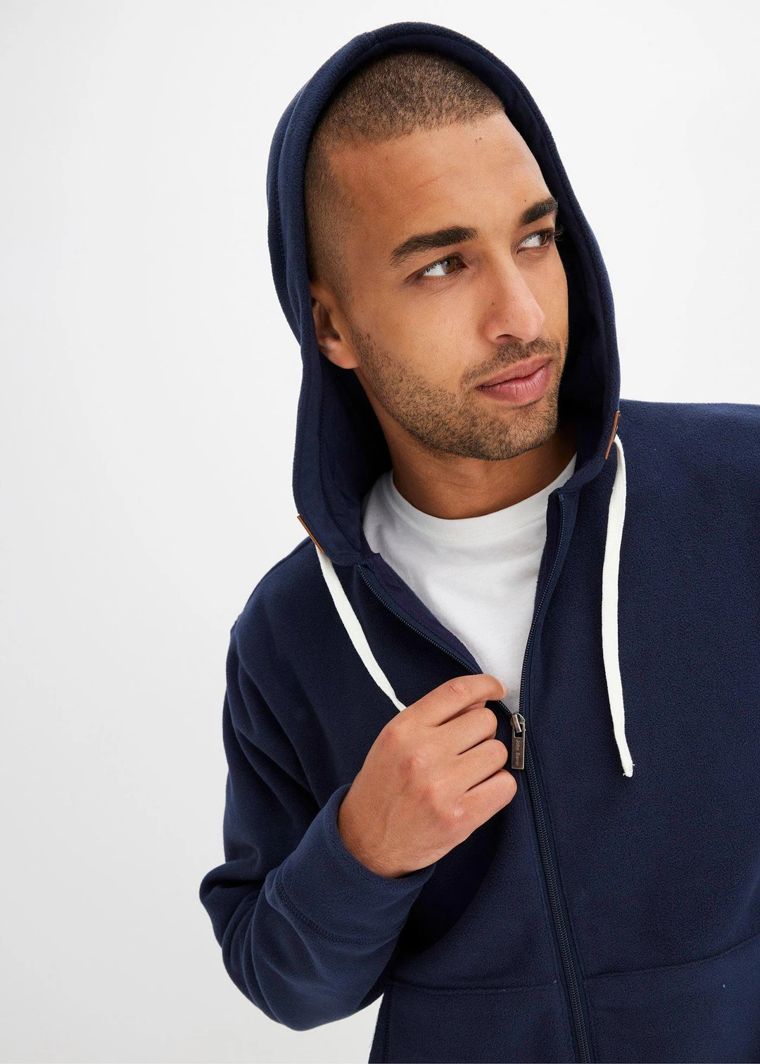 Veste polaire à capuche et poches plaquées