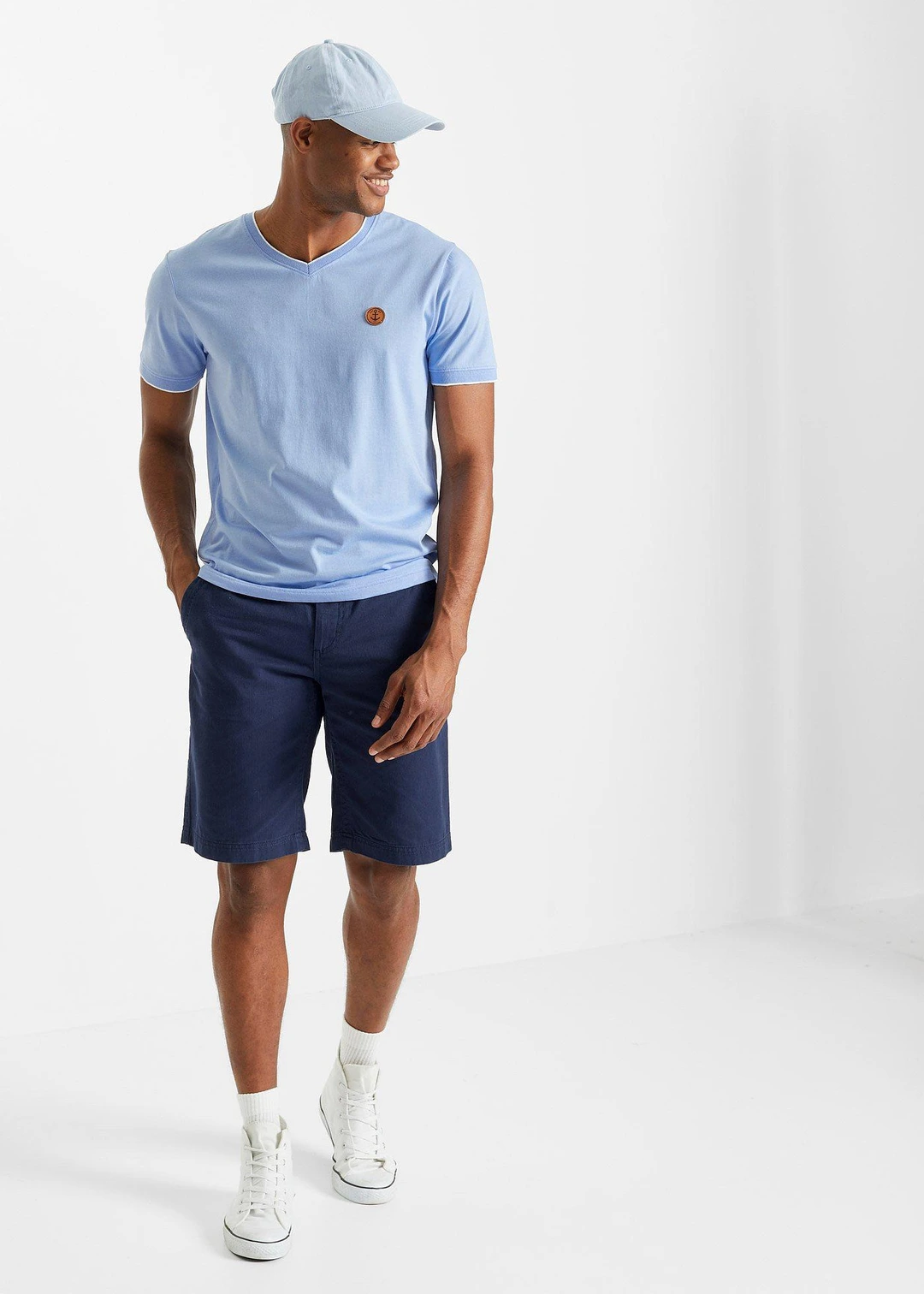 T-shirt col V double épaisseur
