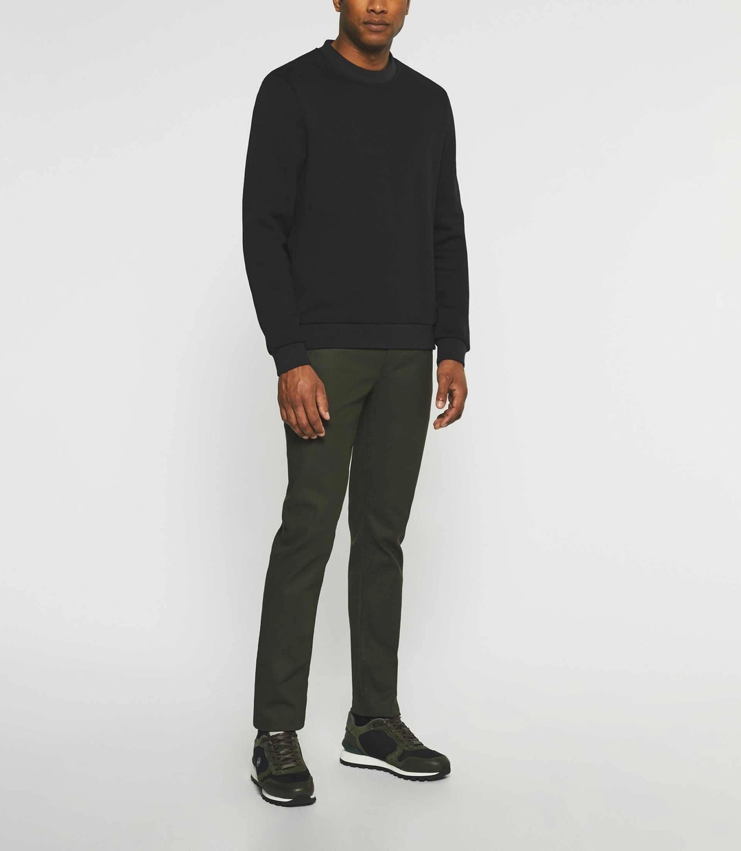 IZAC - Sweat col rond uni noir SWBENJI