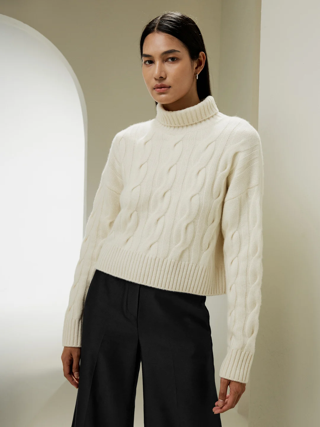 LILYSILK Pull Femme Cachemire Blanc Court À Col Roulé 100% Cachemire Un Toucher Incroyablement Doux Et Confortable M