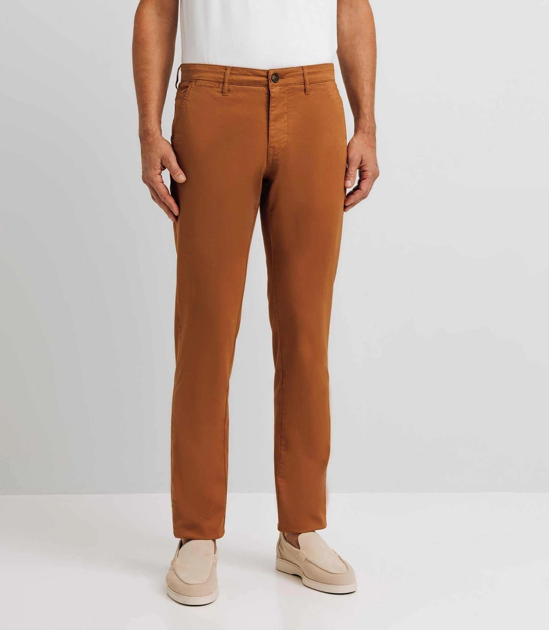 IZAC - Pantalon casual stretch camel foncé