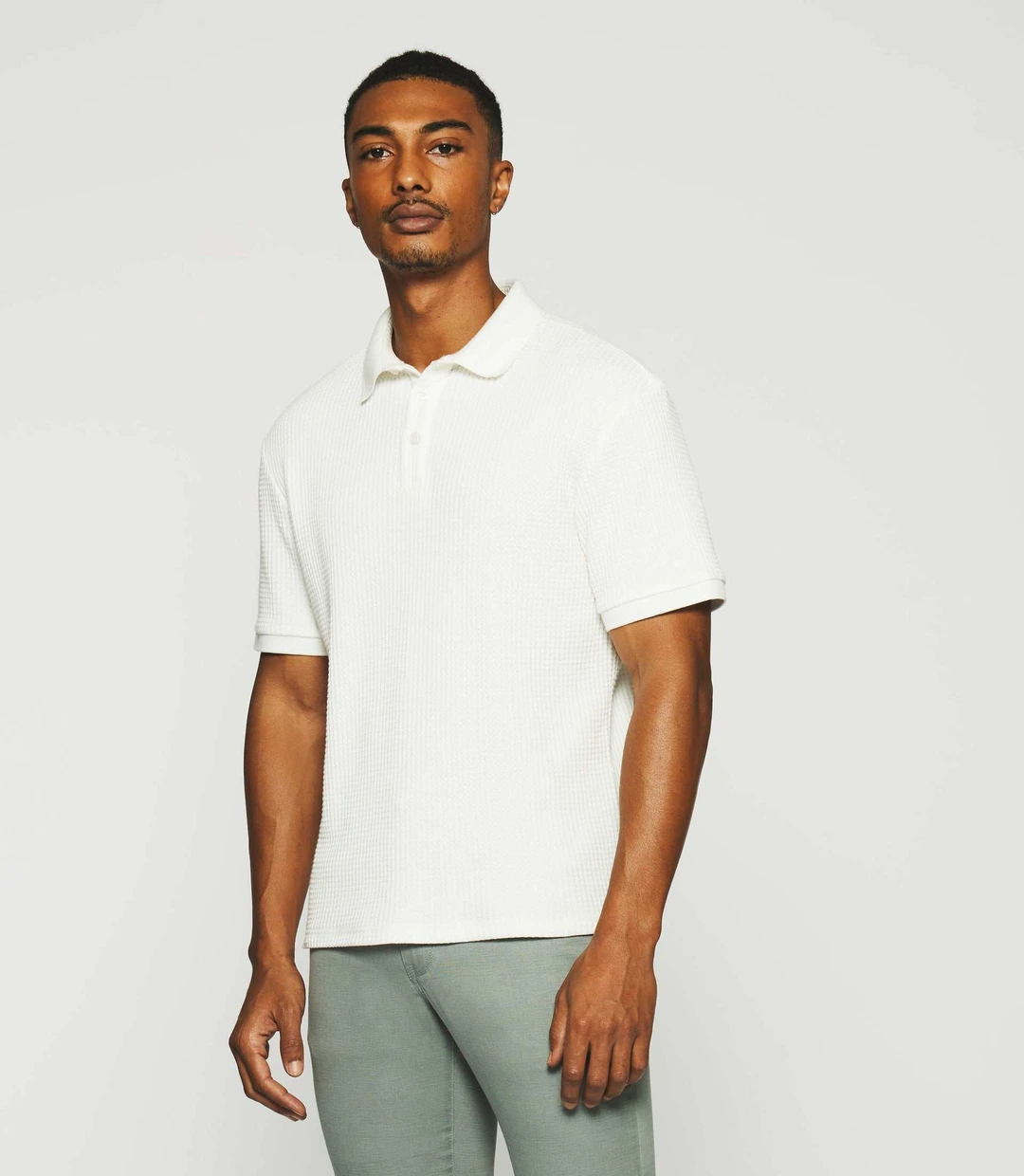 IZAC - Polo uni en maille fantaisie blanc GEORGE