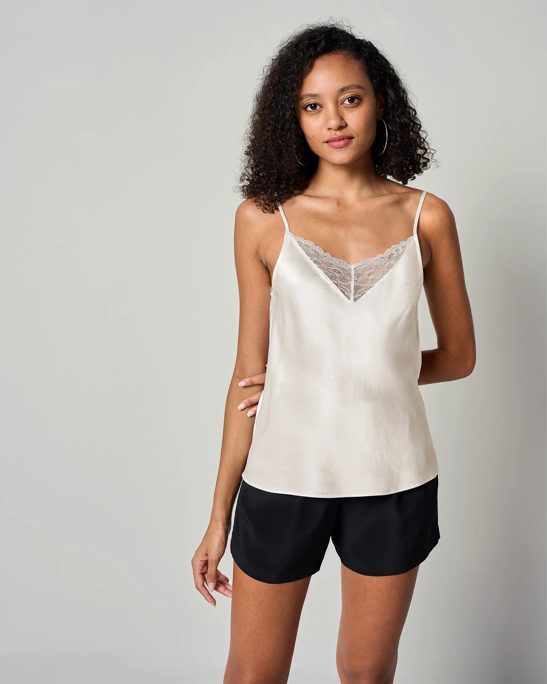 LILYSILK Débardeur Soie, Col En V Avec Dentelle, Êporté De 2 Façons, Charmeuse Soie, Pour Votre Garde-Robe De Tous Les Jours