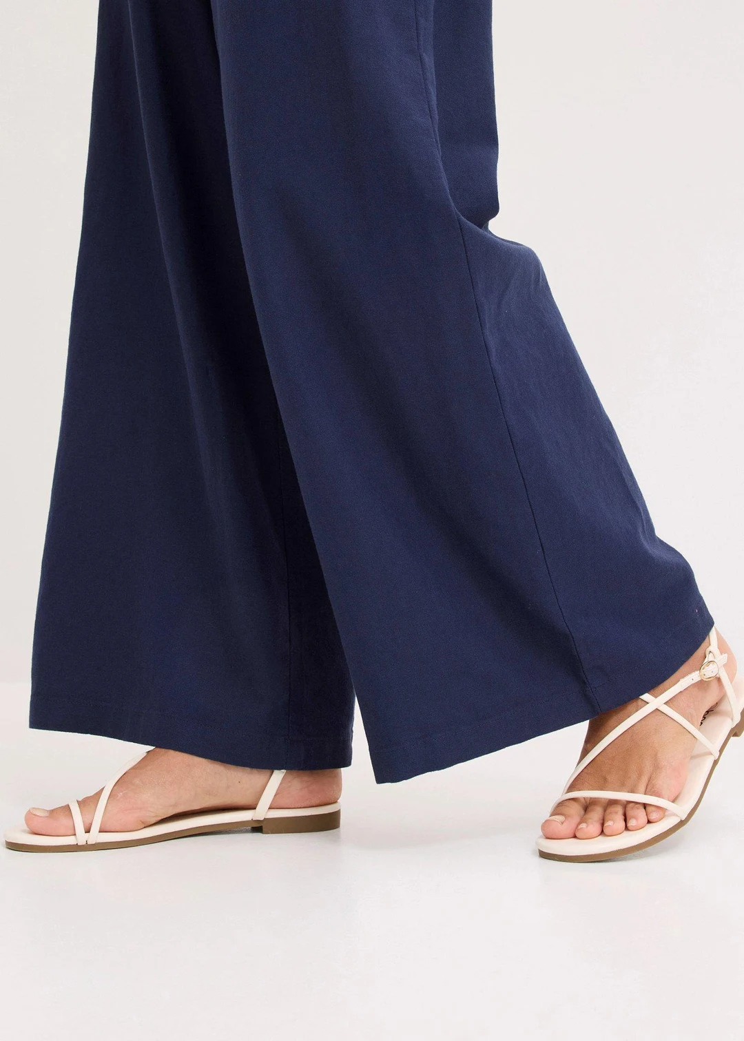 Pantalon large et léger à pinces en lin mélangé - 3