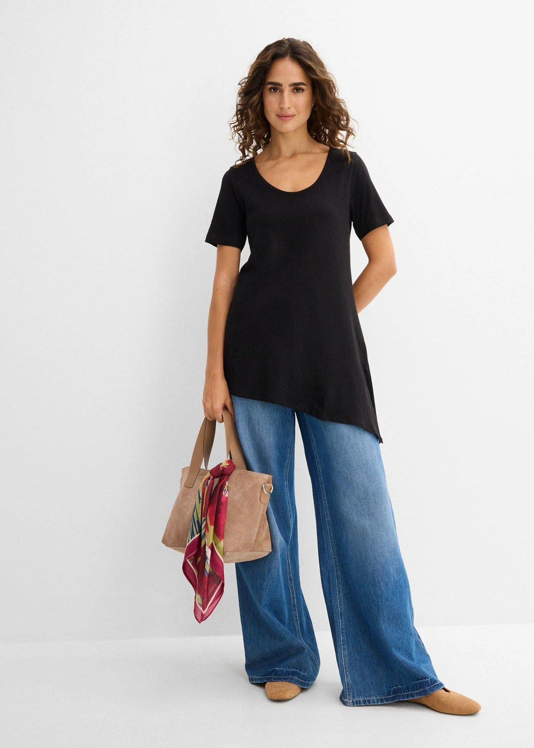T-shirt long asymétrique en coton et viscose