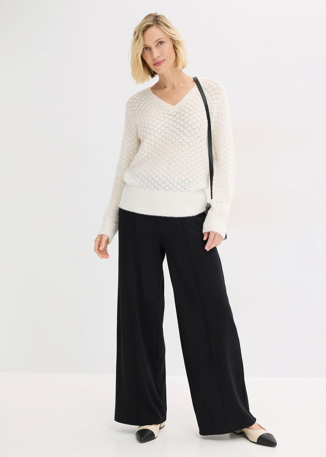 Pull ajouré avec fil peluche - 2