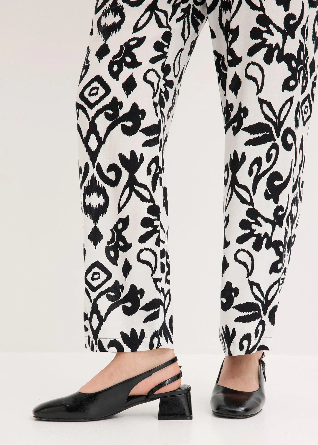 Pantalon large en viscose fluide - 3
