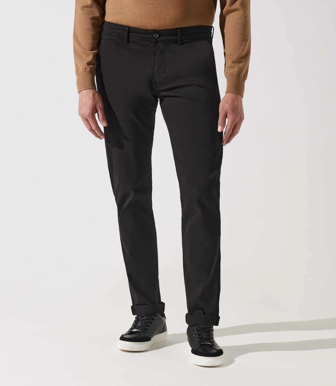 IZAC - Pantalon chino noir VALOR
