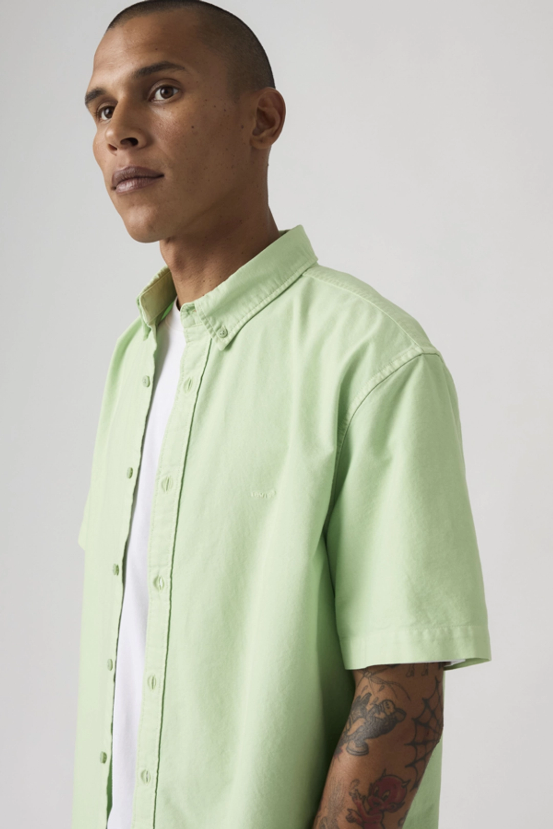 Levi's Chemise Manche Courte Col Boutonné Authentic - Homme - Rose / Woodrose Garment Dye - 2XL - 2