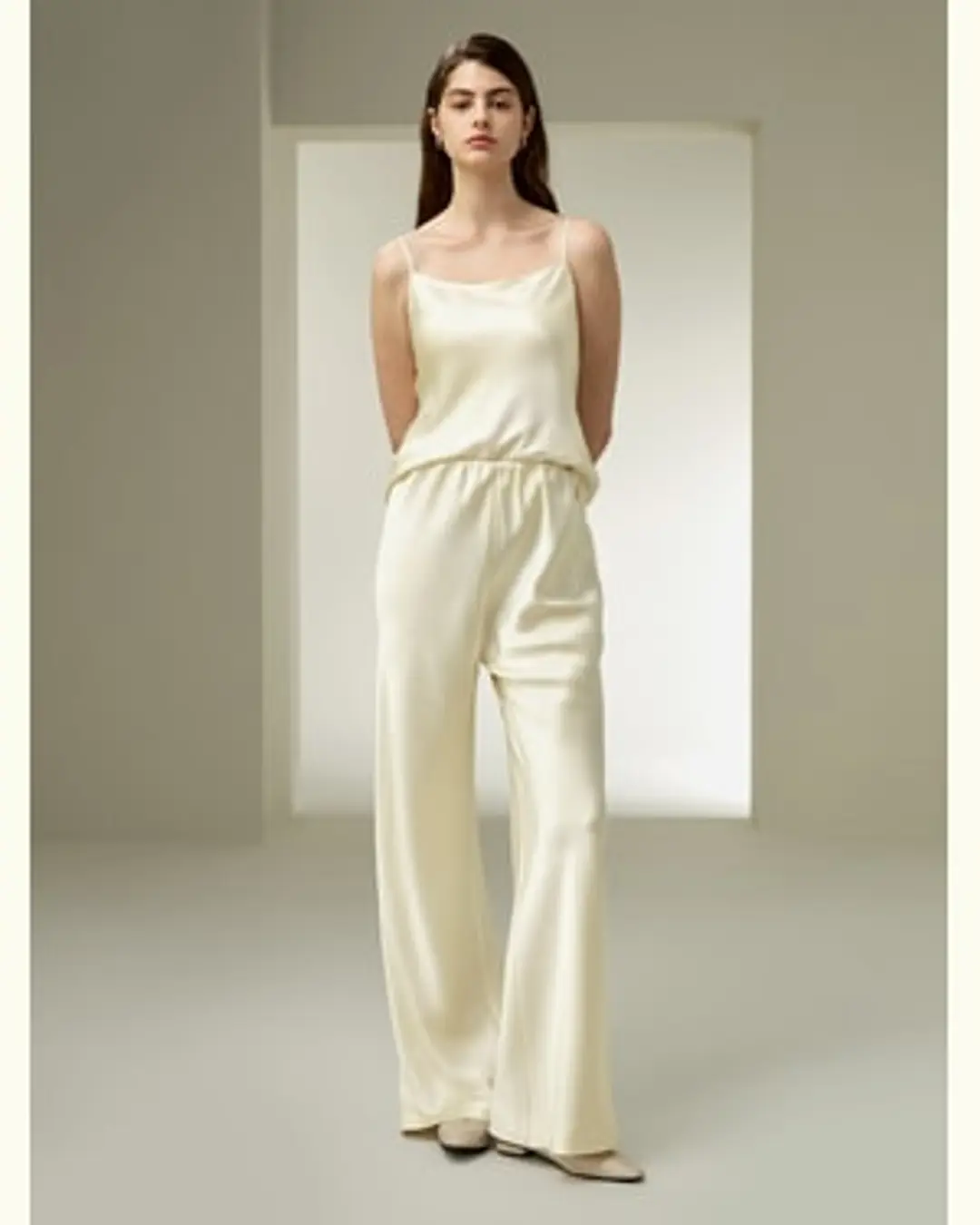 LILYSILK Pantalon En Soie Naturelle Femme Coupe En Biais Intégral Soie De Mûrier Coupe Régulière Facile À Assortir Bleu Minuit Petite 36