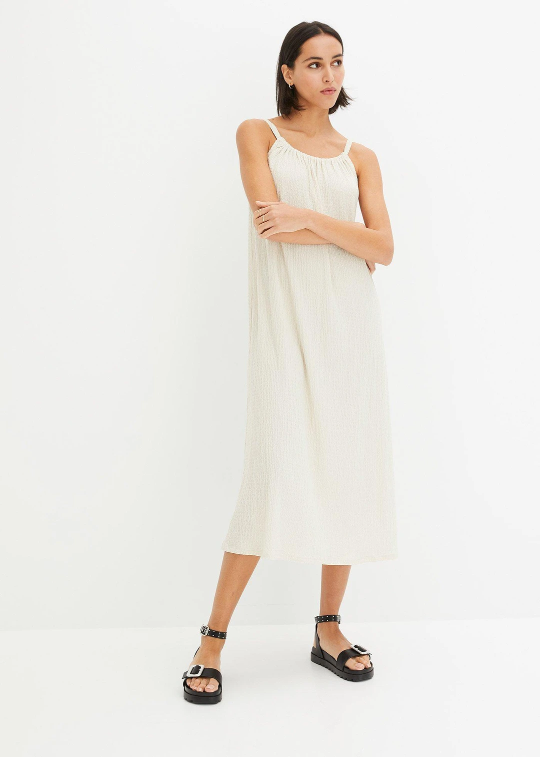 Robe légère à bretelles en crêpe - 2