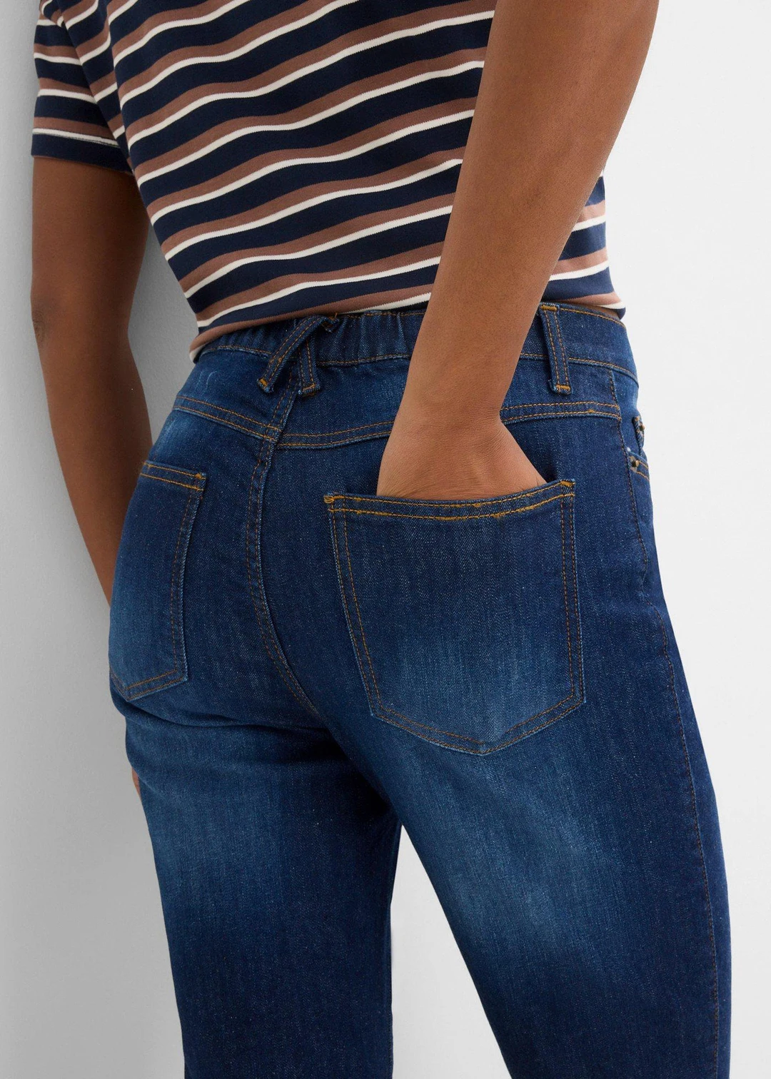 Jean Bootcut, taille haute et élastiquée
