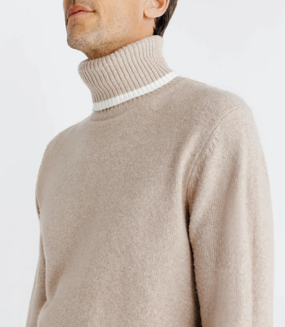 IZAC - Pull col roulé beige