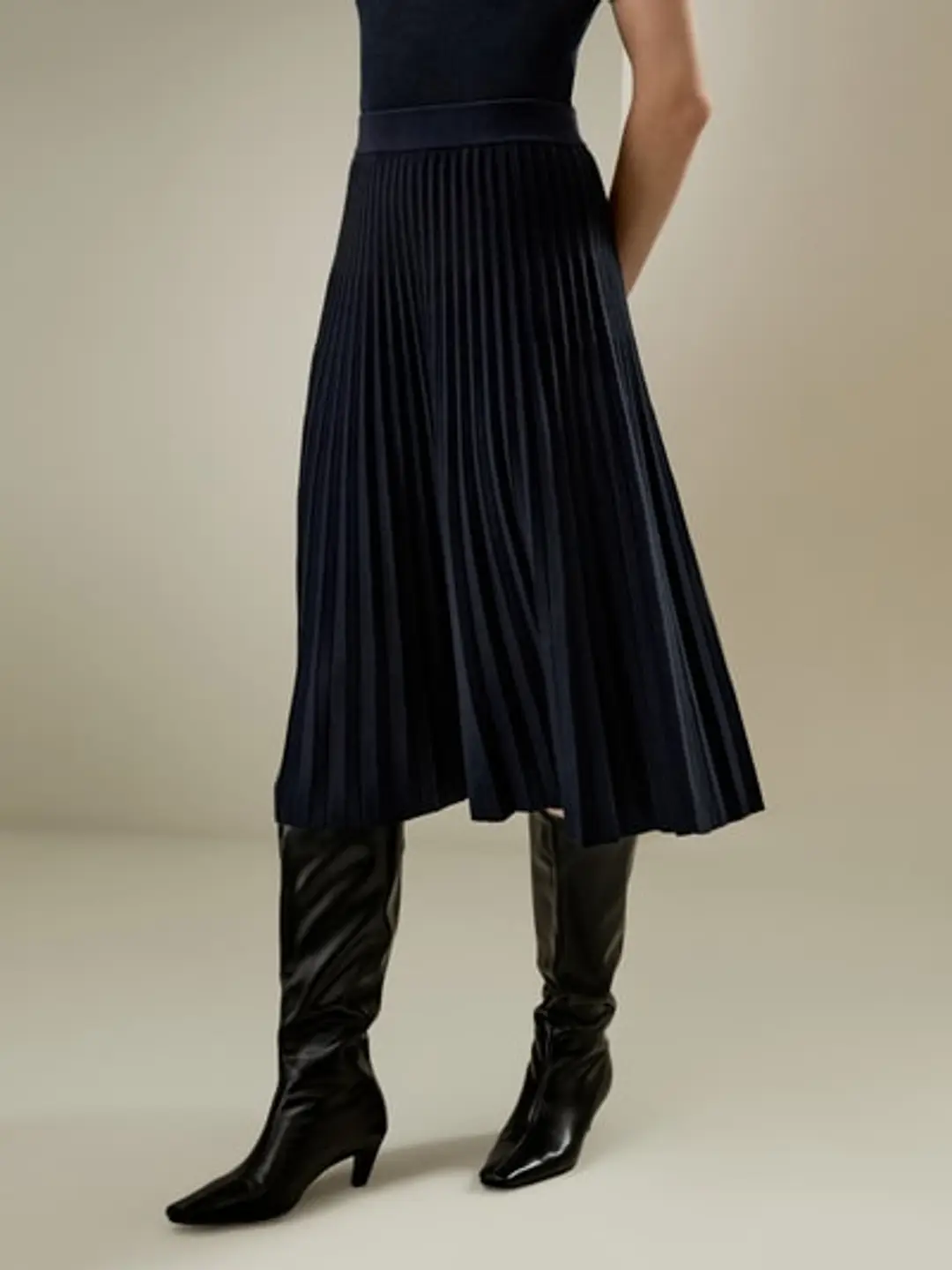LILYSILK Jupe En Laine Bleu Marine Silhouette Trapèze, Coupe Régulière Laine Mérinos Pièces Incontournables Pour De Multiples Occasions L