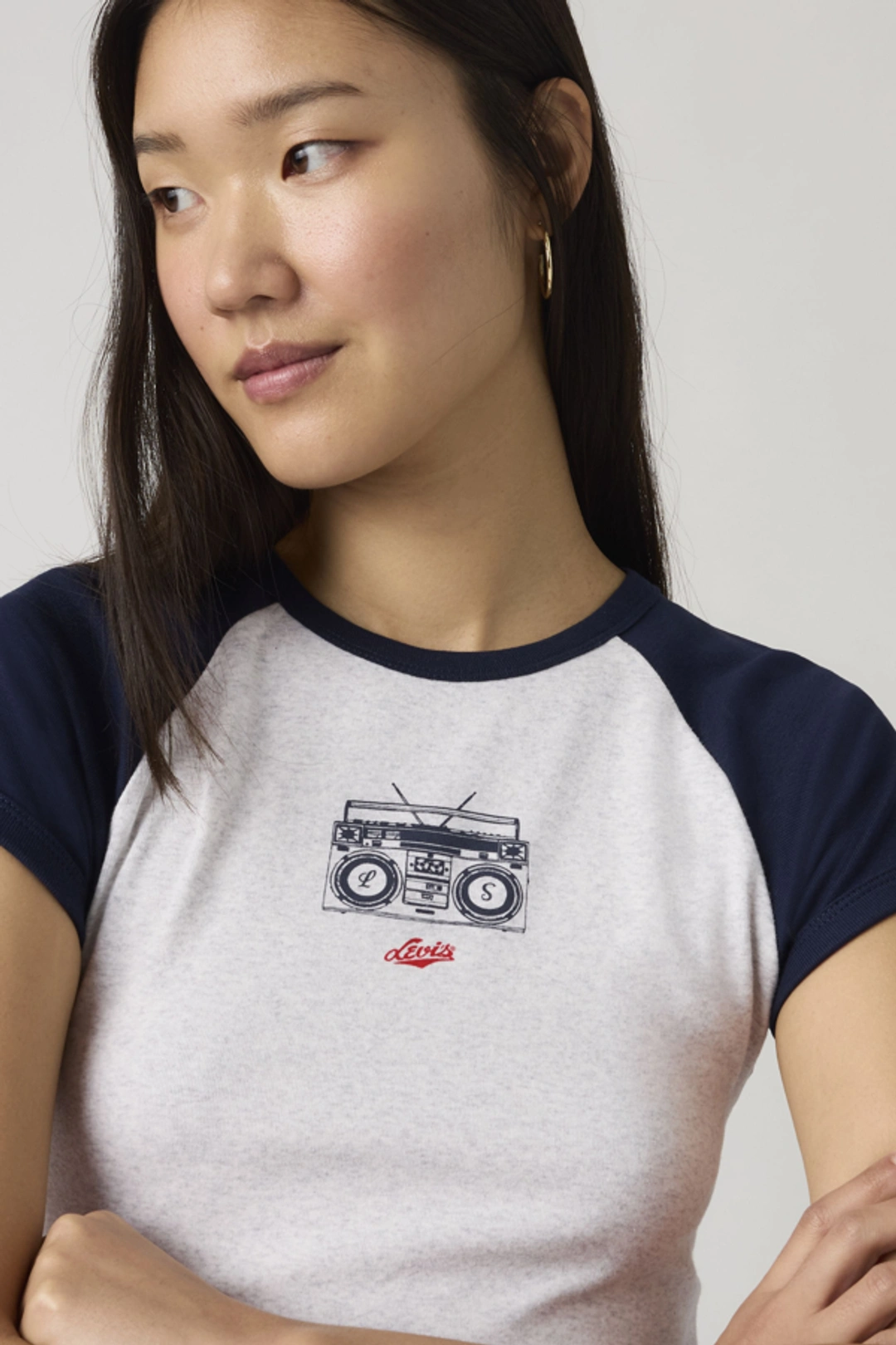 Levi's T Shirt Graphique Manche Raglan Riley - Femme - Rouge / Glitz Saddle Up N Chocolate Truffle - XS - 2