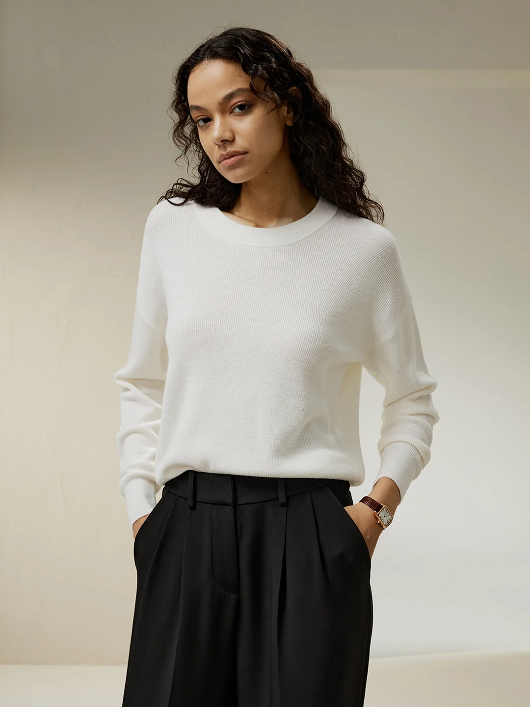 LILYSILK Pull En Laine Femme Blanc Col Ras Du Cou, Épaules Tombantes Laine Mérinos Ultra Fine Coupe Décontractée Adaptée À Une Journée De Loisirs M