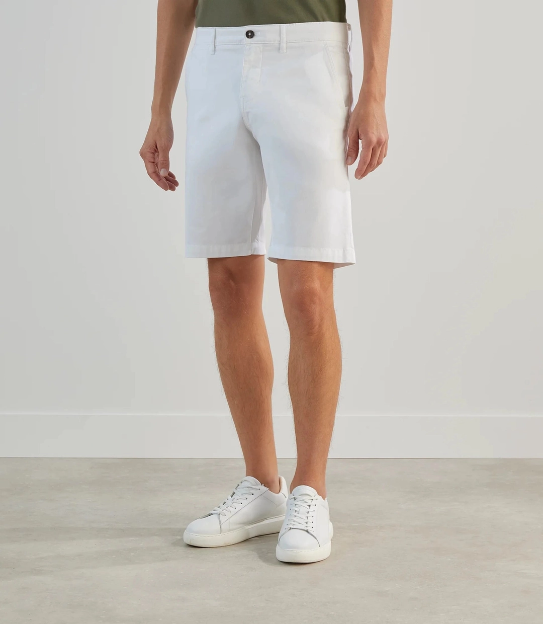 IZAC - Bermuda uni blanc