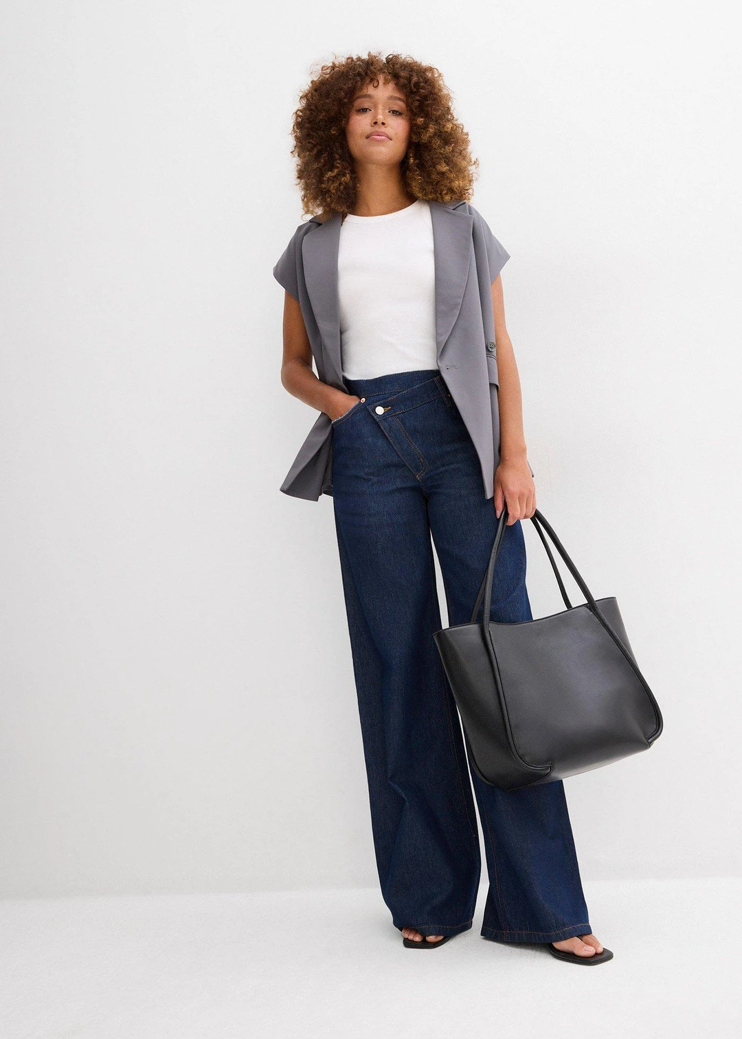 Jean large, taille mi-haute, peu extensible - 2