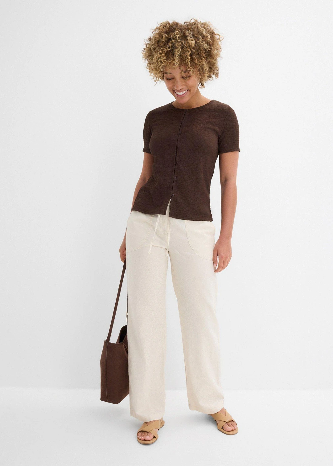 T-shirt texturé et boutonné - 2