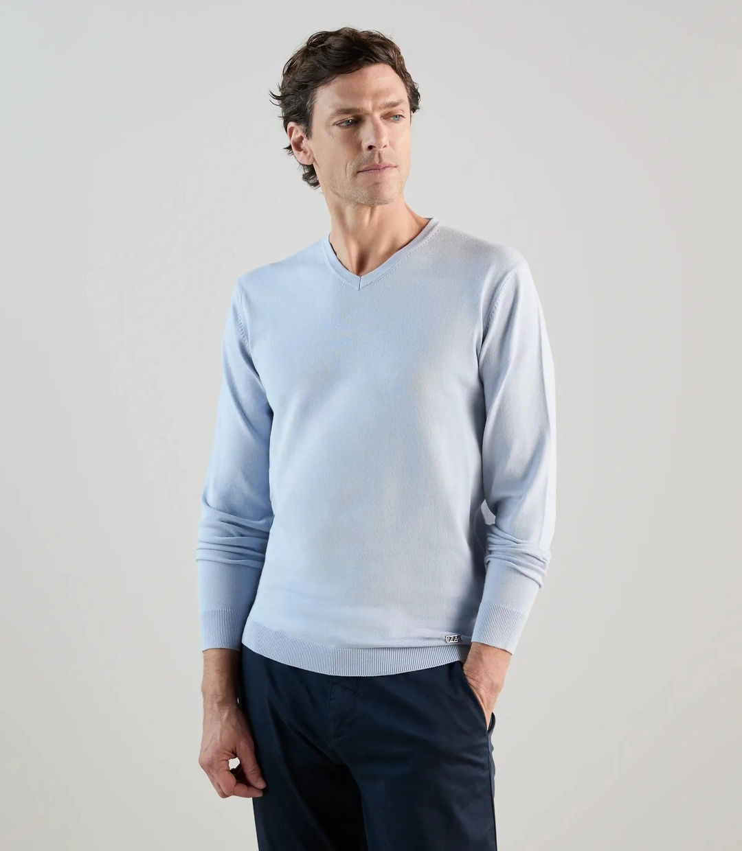 IZAC - Pull col v bleu ciel