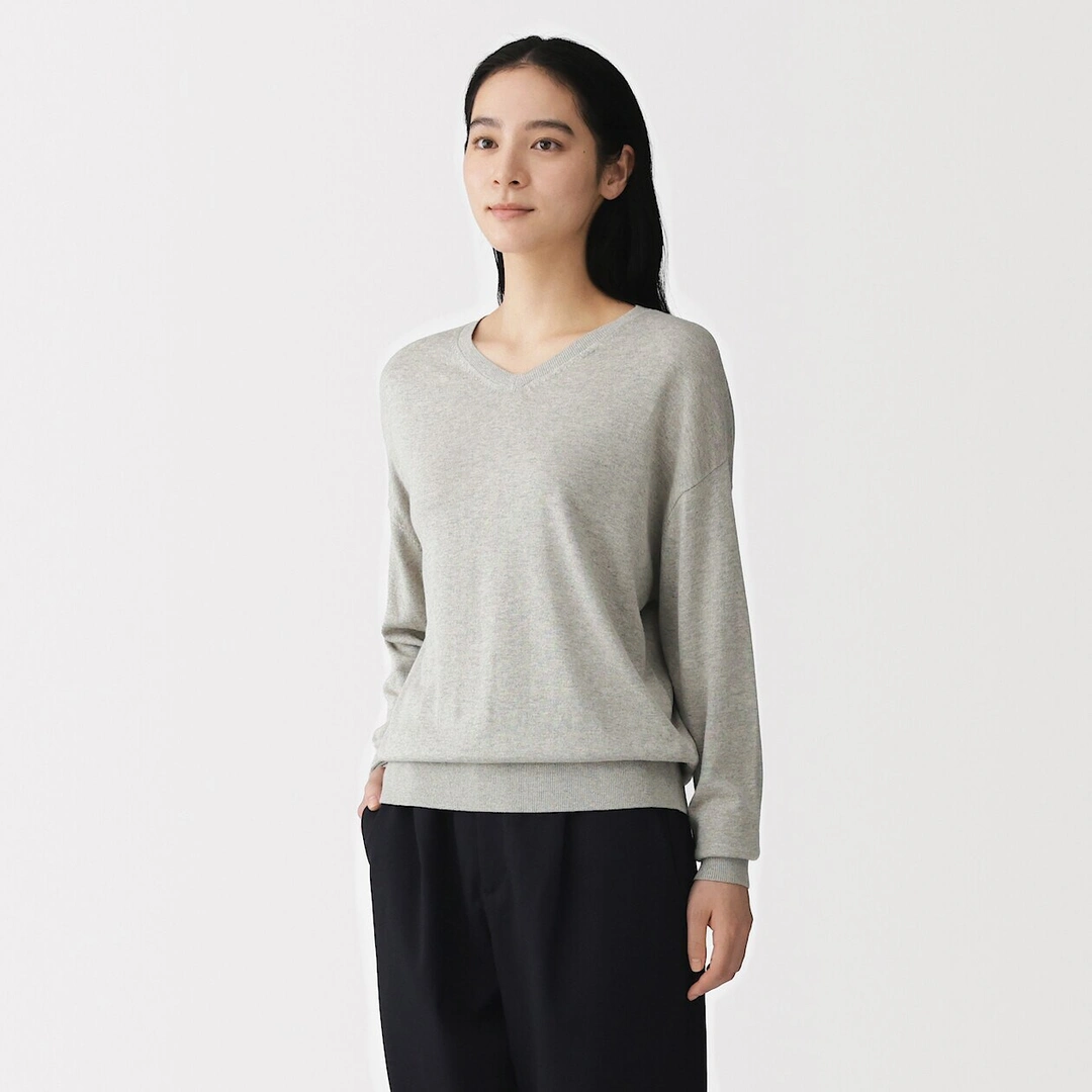 Pull à col en V en mélange de fibres de soja pour femme