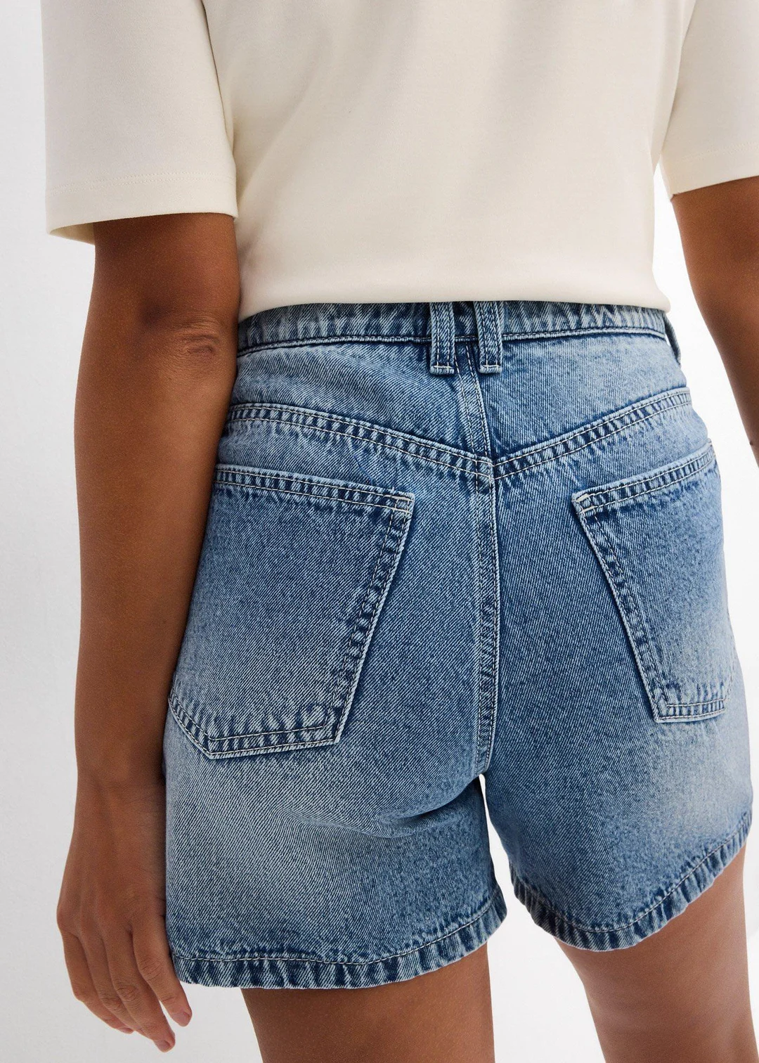 Short en jean taille haute, peu extensible - 3