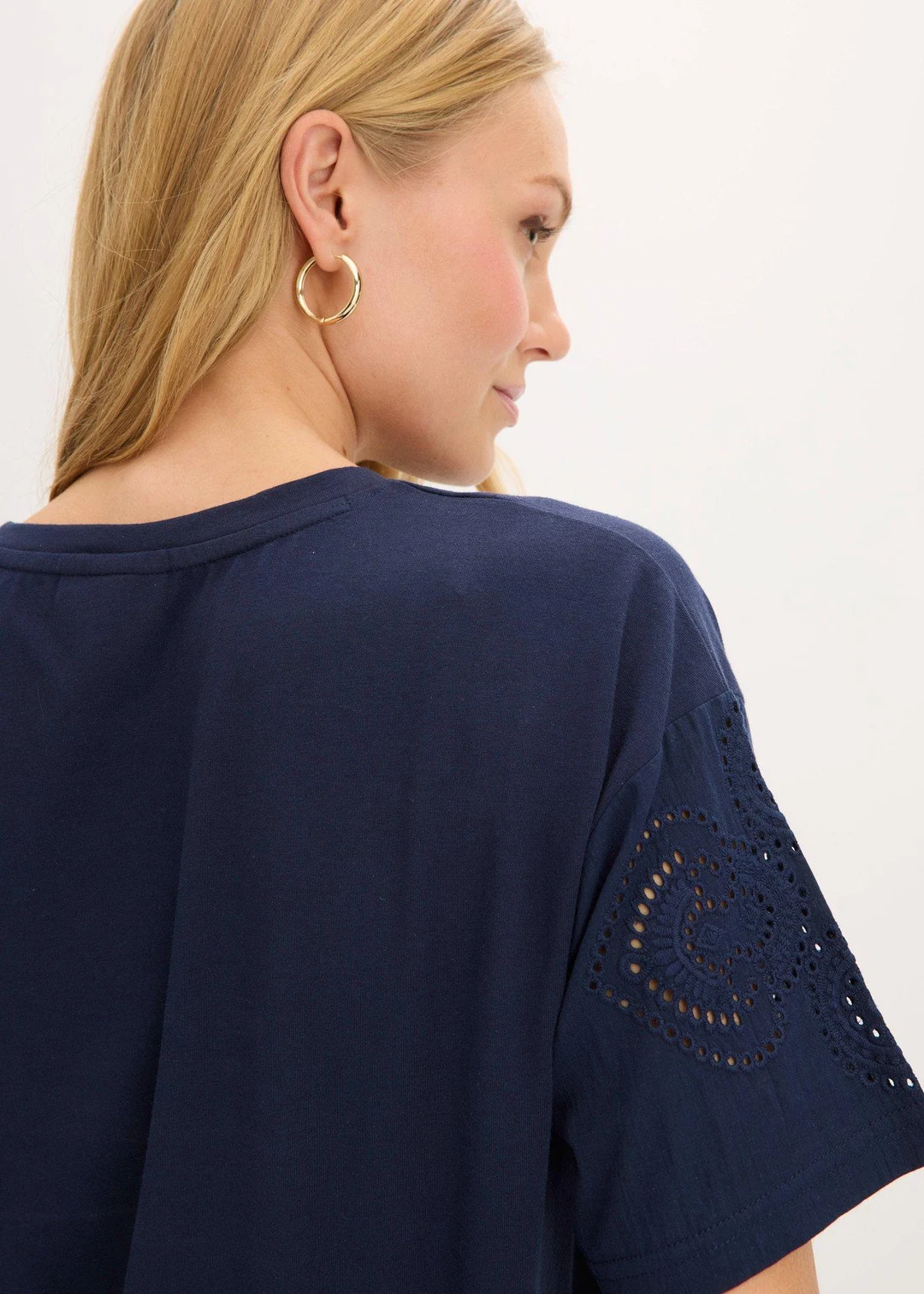 T-shirt avec broderies anglaises - 3