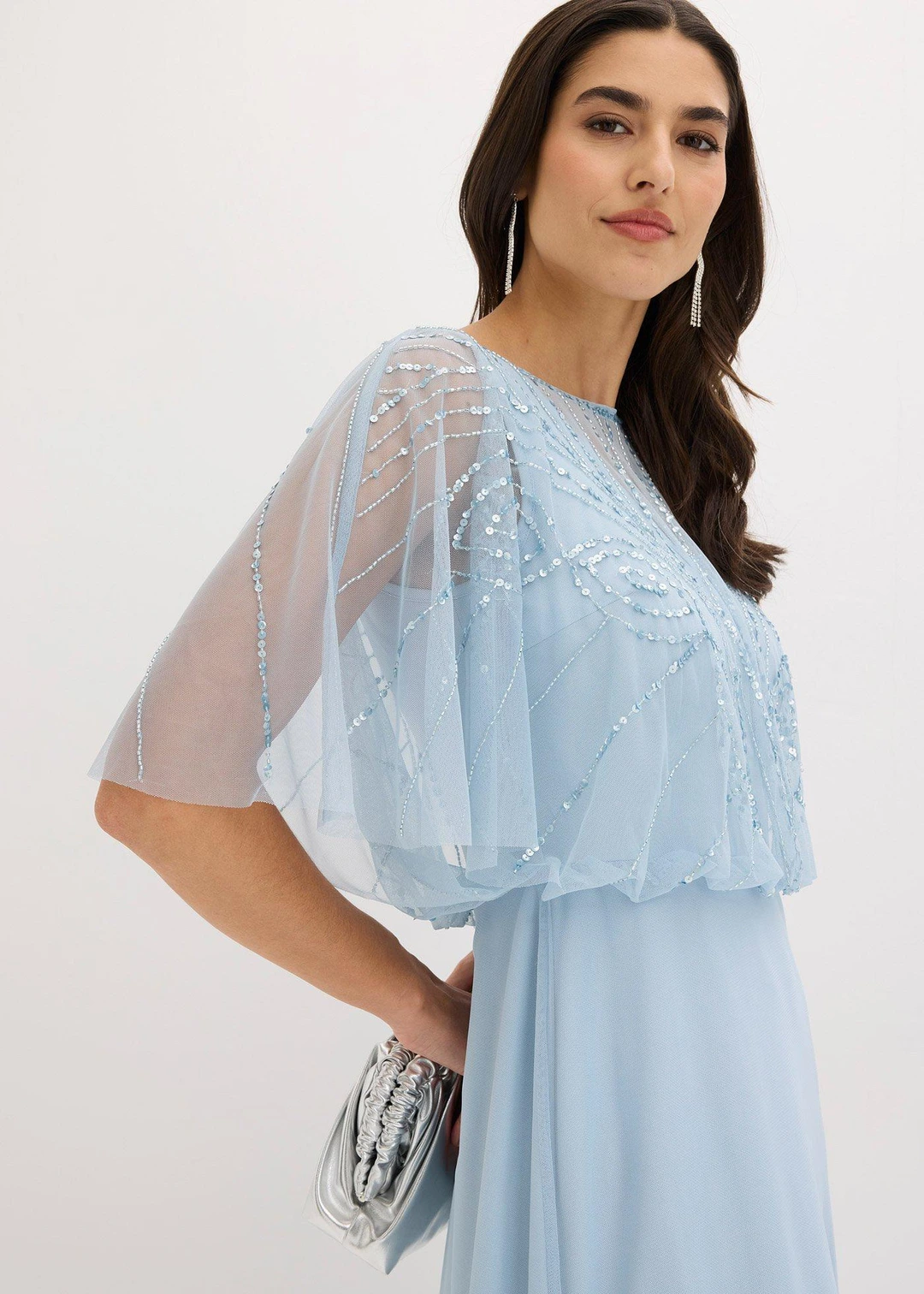 Robe longue en tulle fin avec sequins brodés - 3