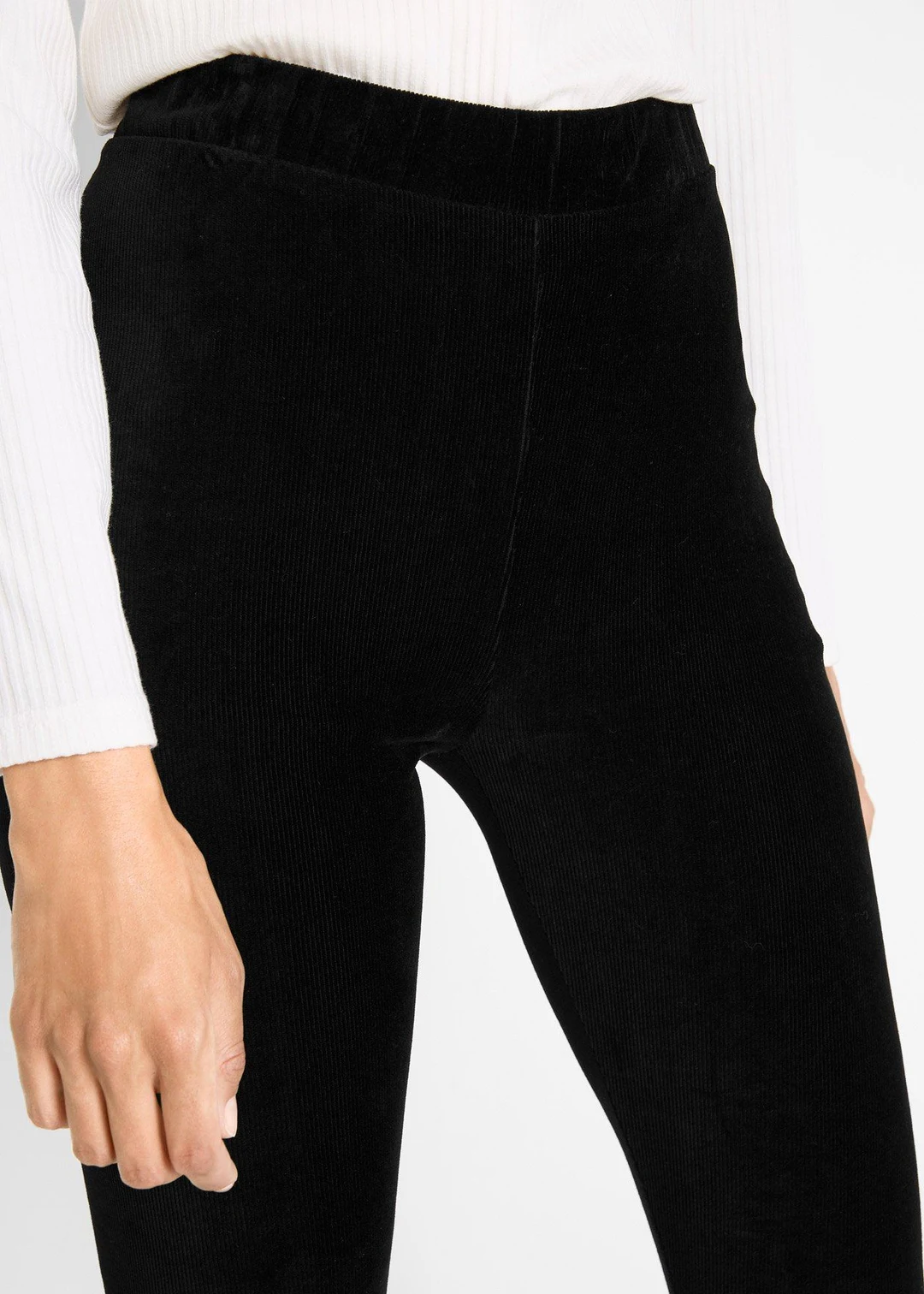 Legging en velours finement côtelé à large taille élastiquée