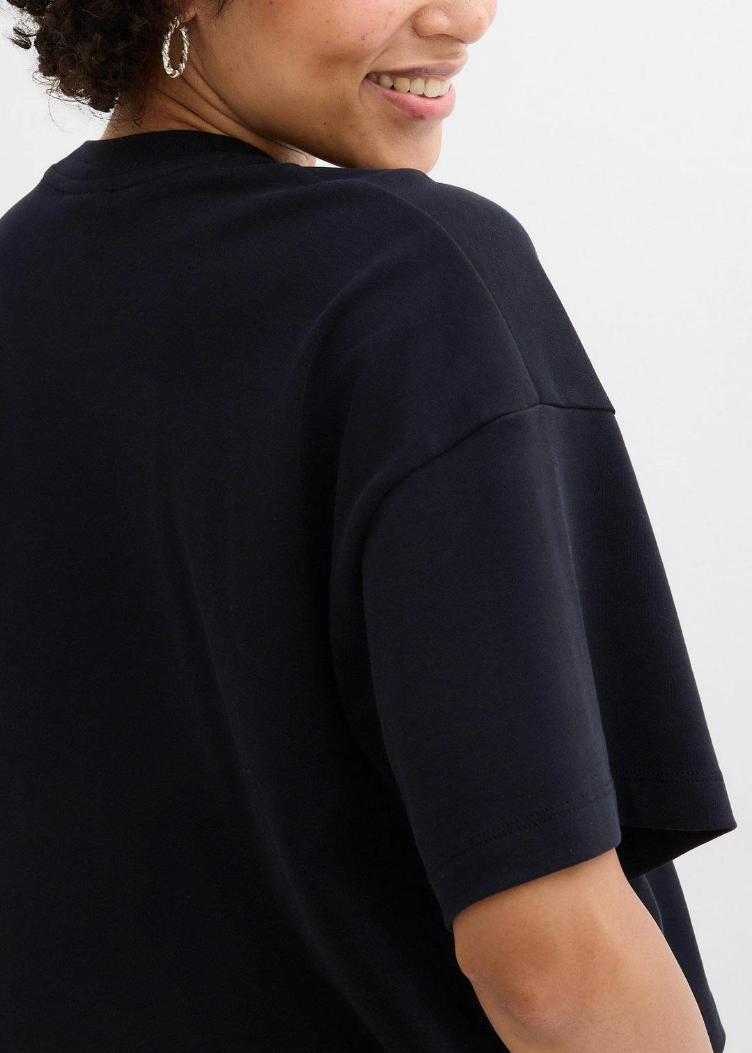 T-shirt court et oversize en coton épais - 3
