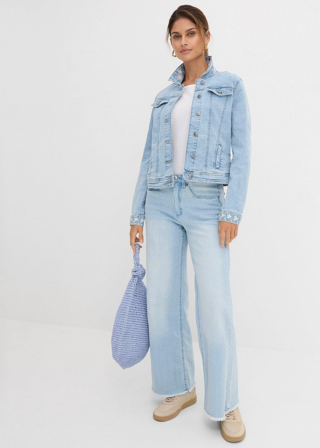Veste en jean avec broderie